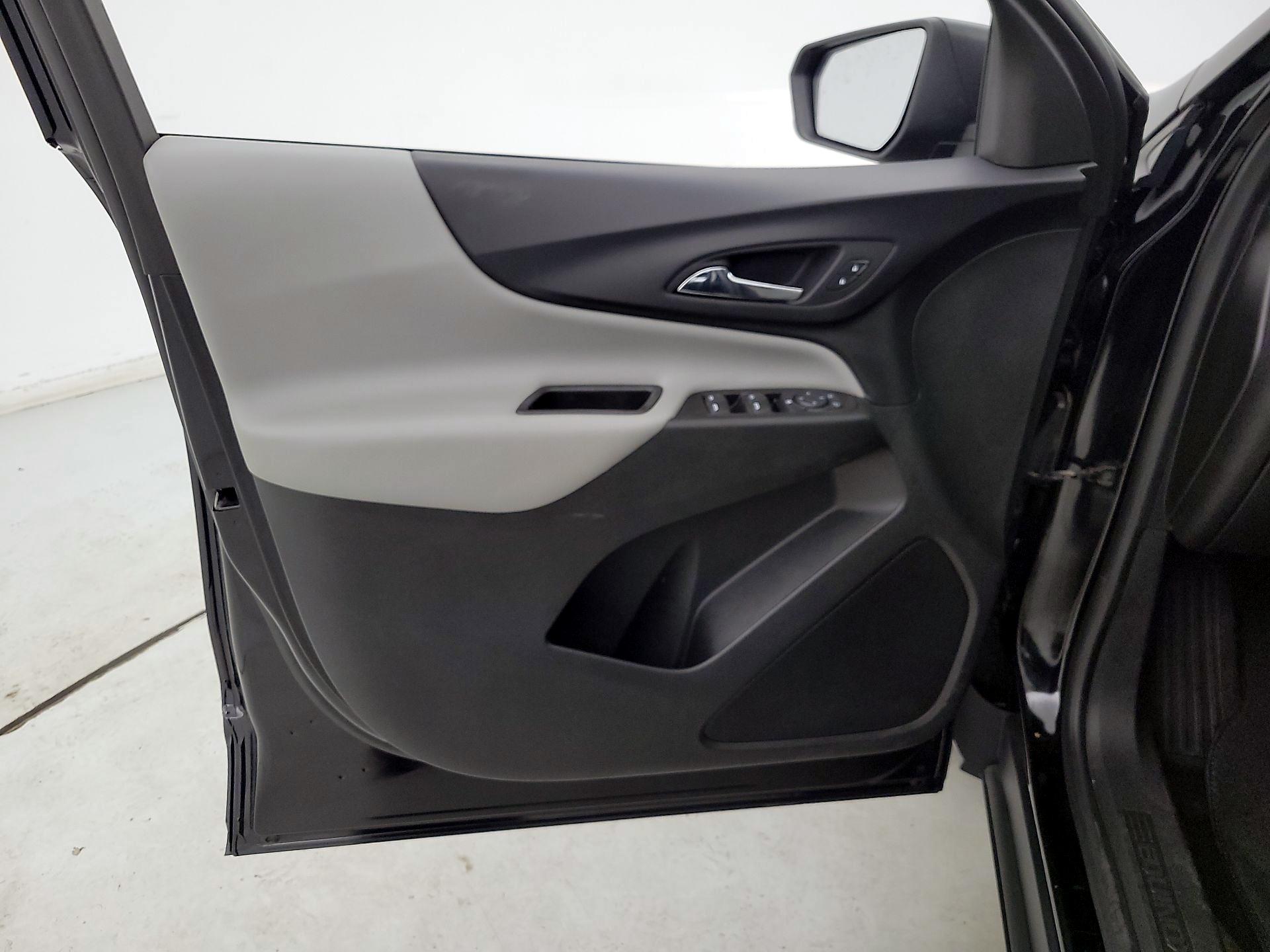 Thumbnail: 2019 Chevrolet Equinox - 12