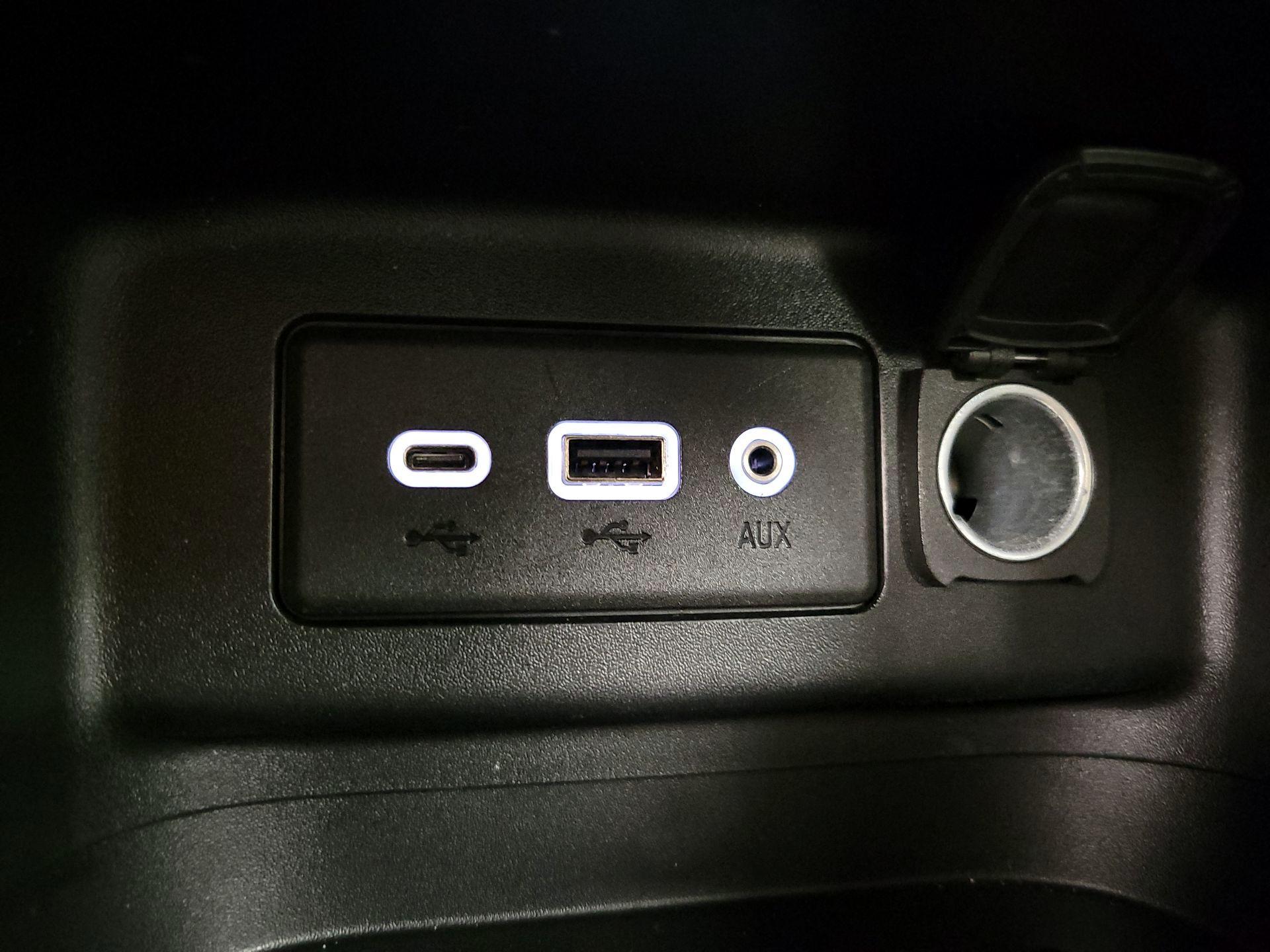 Thumbnail: 2019 Chevrolet Equinox - 18
