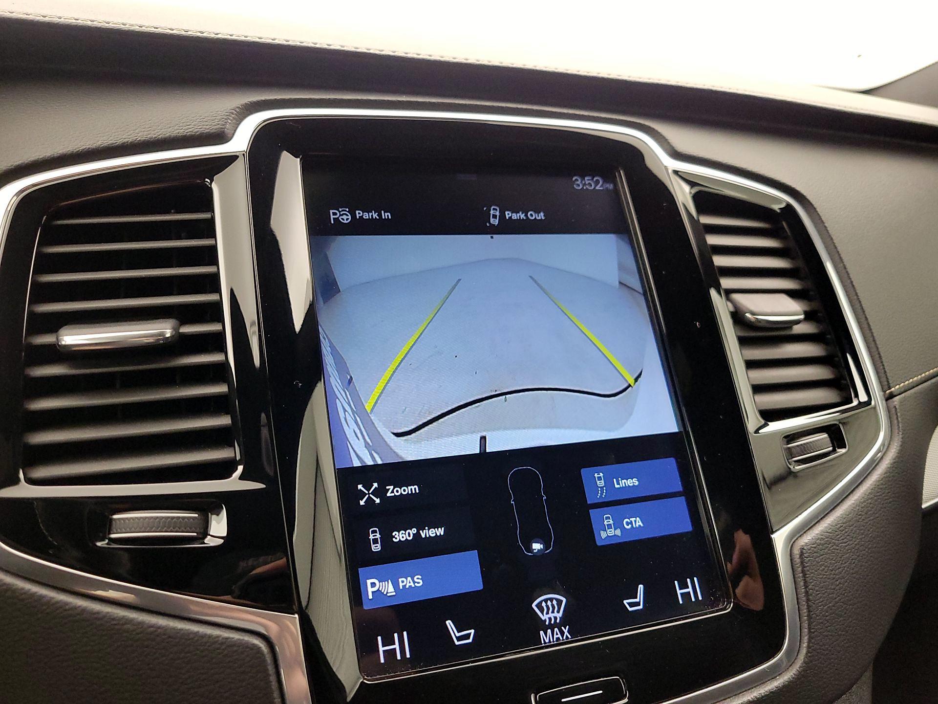 Thumbnail: 2019 Volvo XC90 - 14