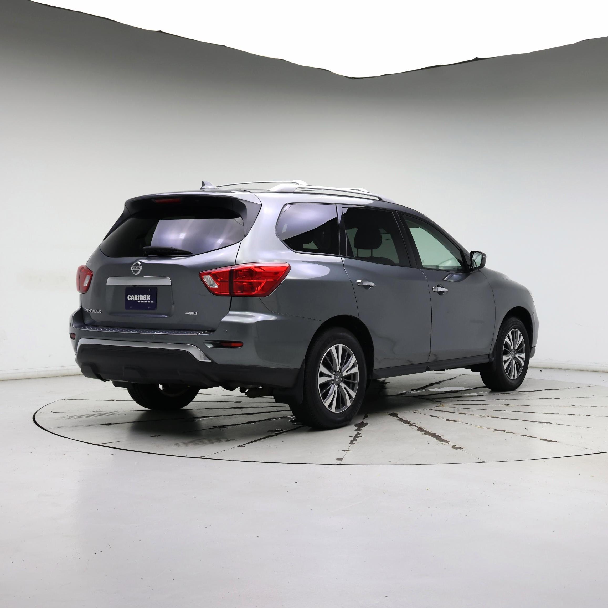 Thumbnail: 2020 Nissan Pathfinder - 8