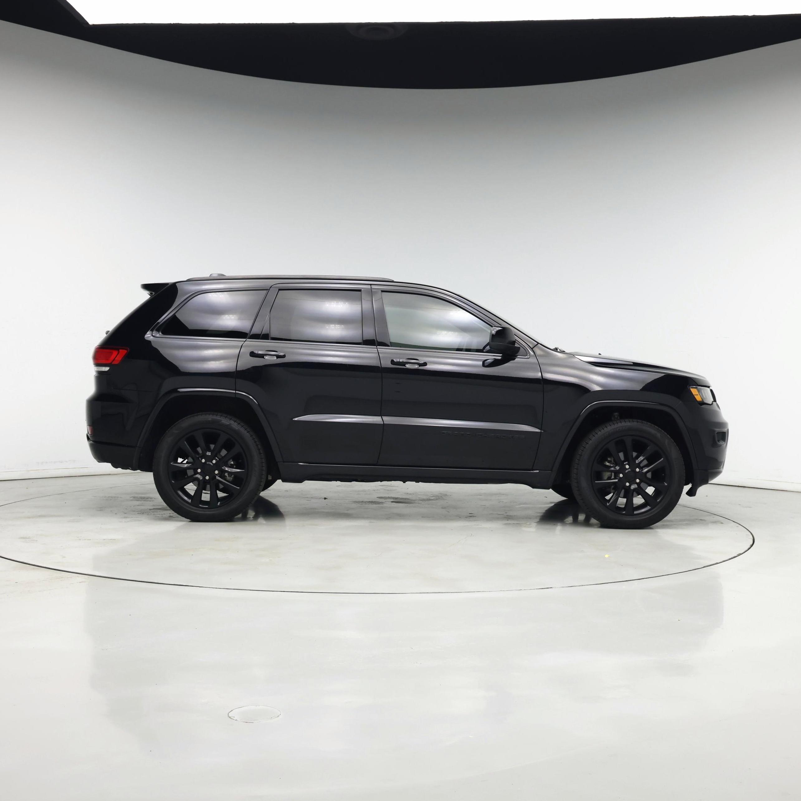 Thumbnail: 2019 Jeep Grand Cherokee - 7