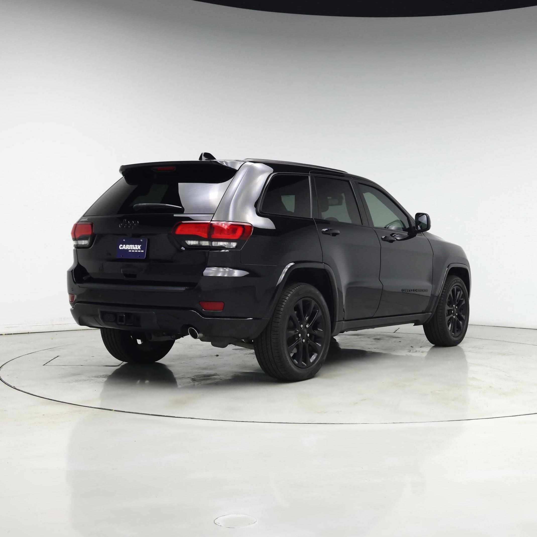 Thumbnail: 2019 Jeep Grand Cherokee - 8