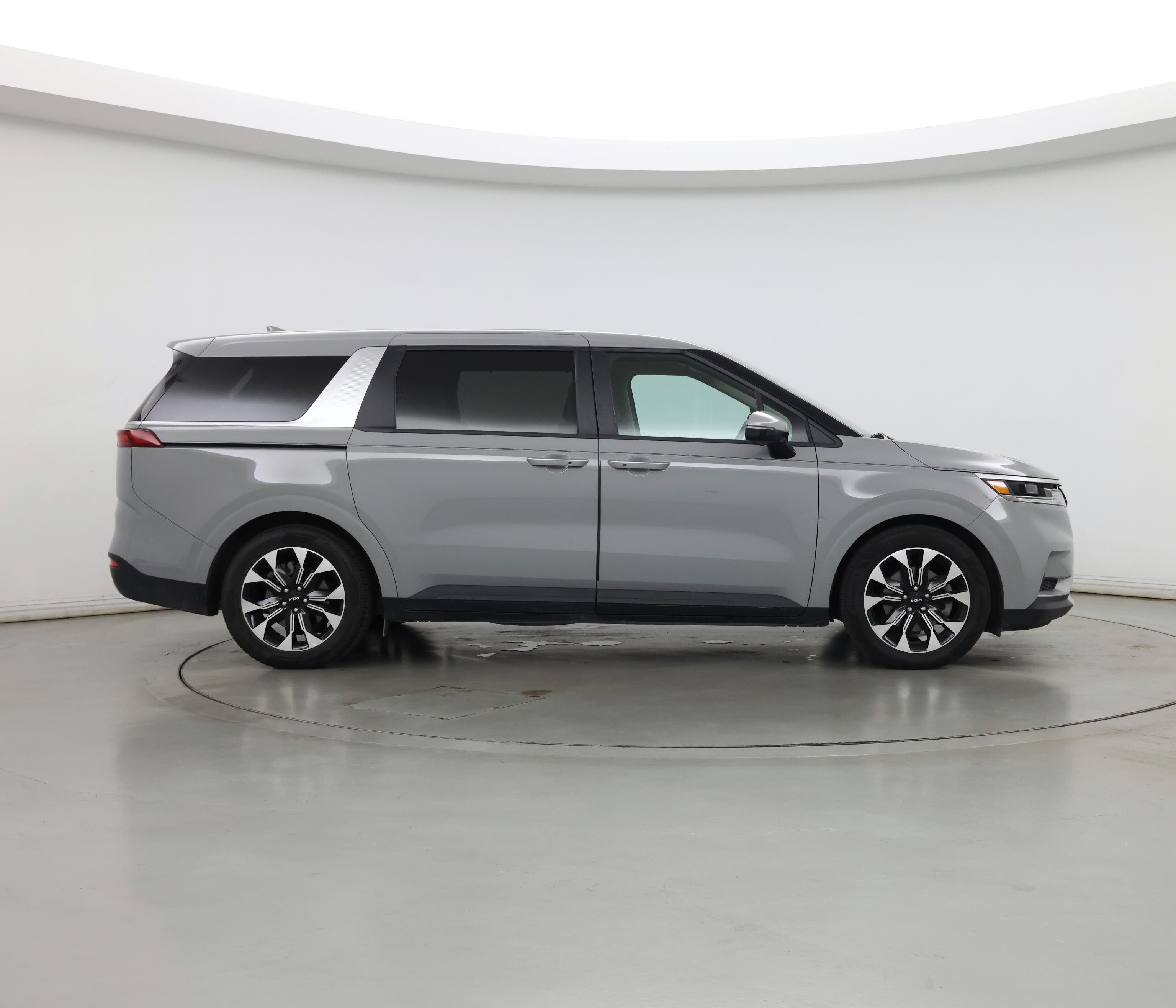 Thumbnail: 2024 Kia Carnival - 7