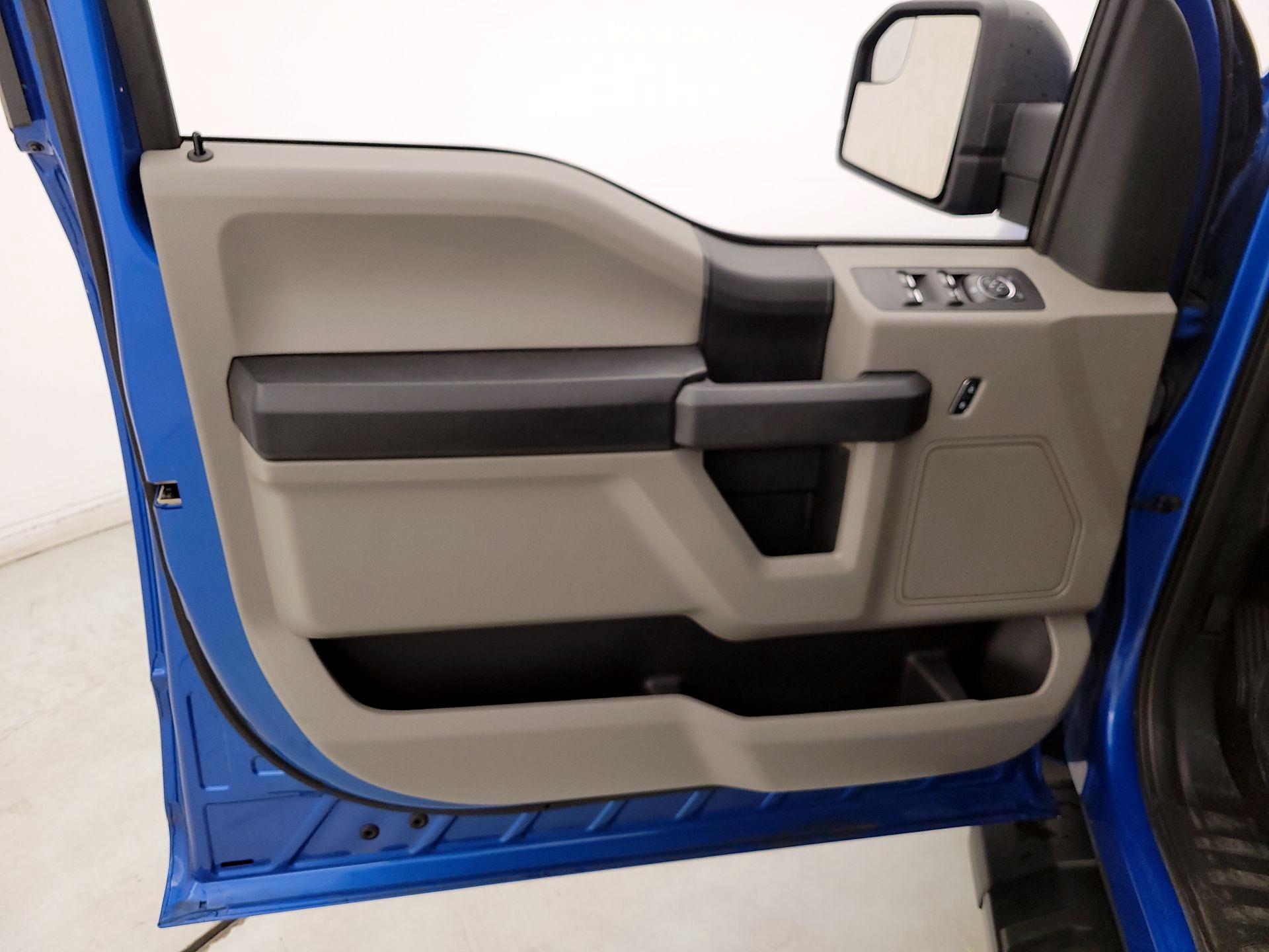 Thumbnail: 2019 Ford F-150 - 12
