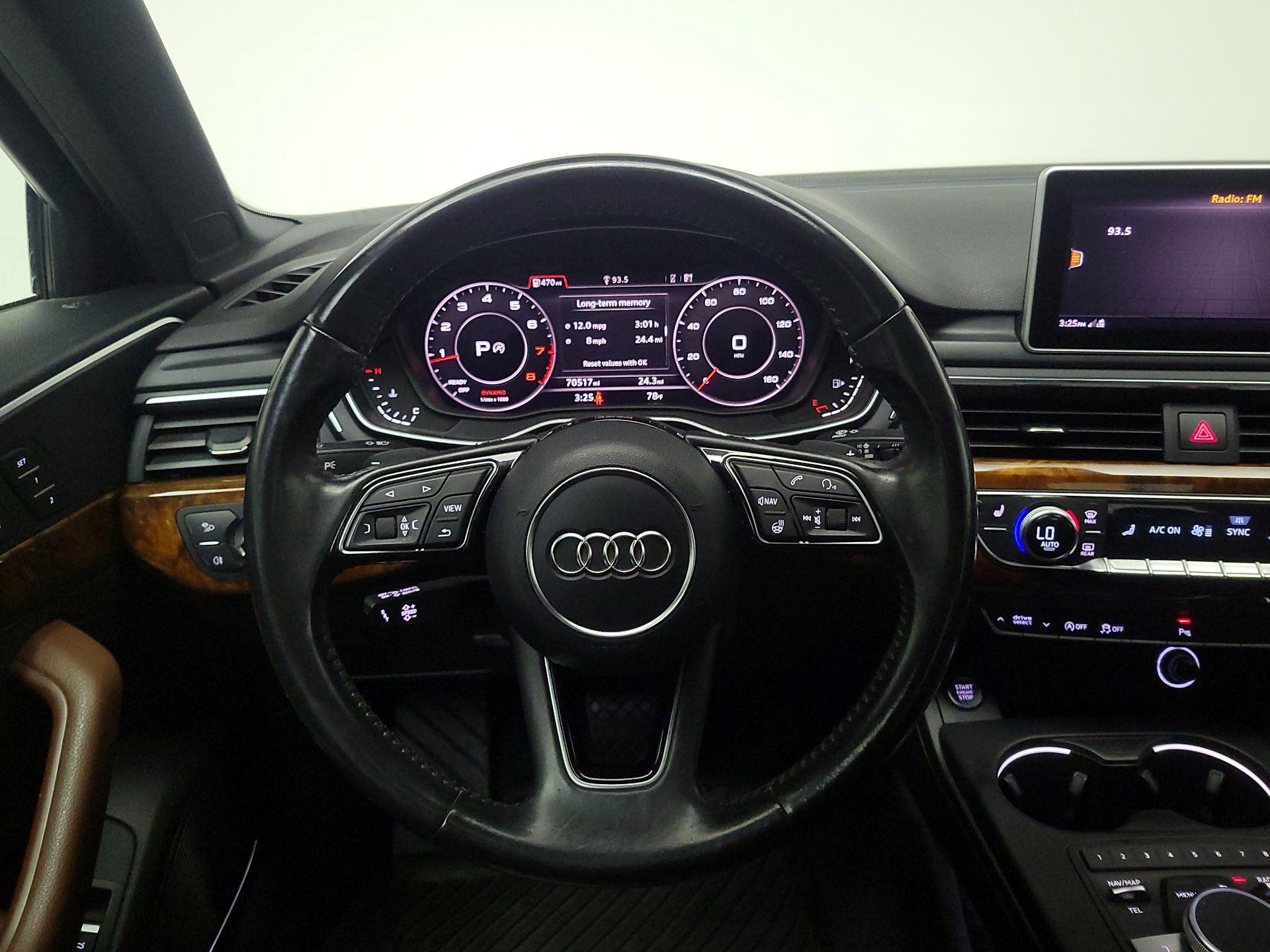 Thumbnail: 2017 Audi A4 - 10