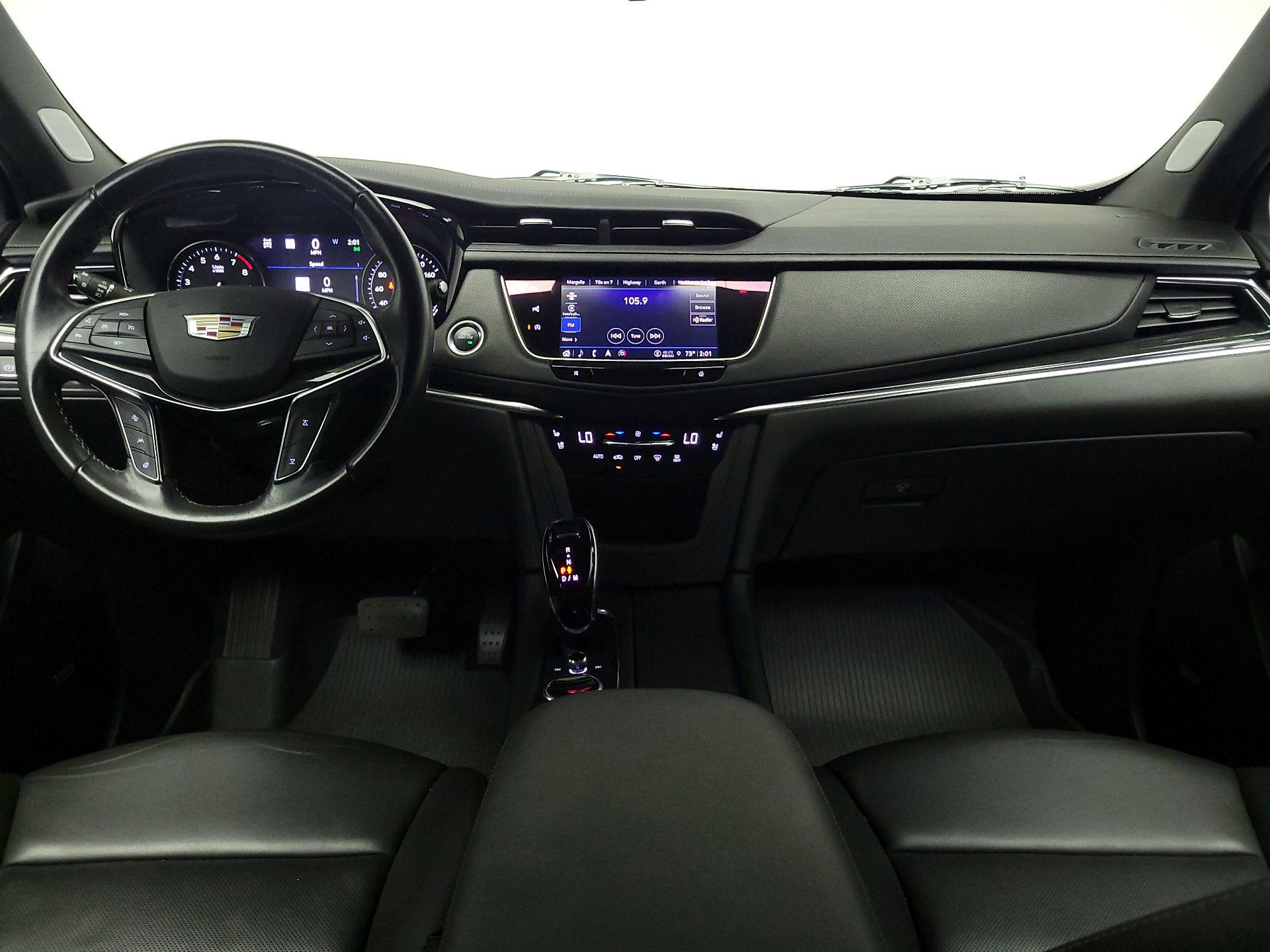 Thumbnail: 2022 Cadillac XT5 - 9