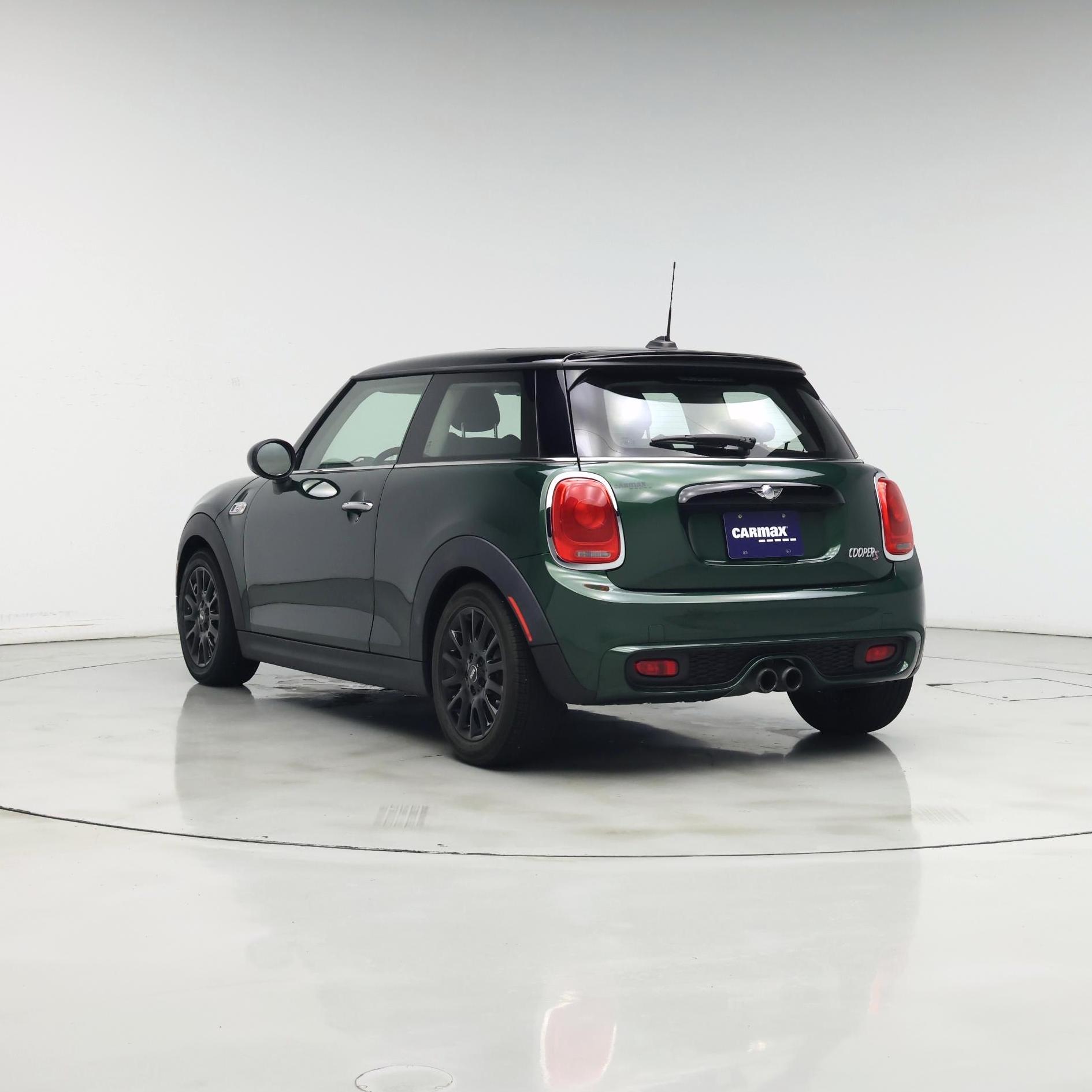 Thumbnail: 2016 MINI Cooper Hardtop - 2