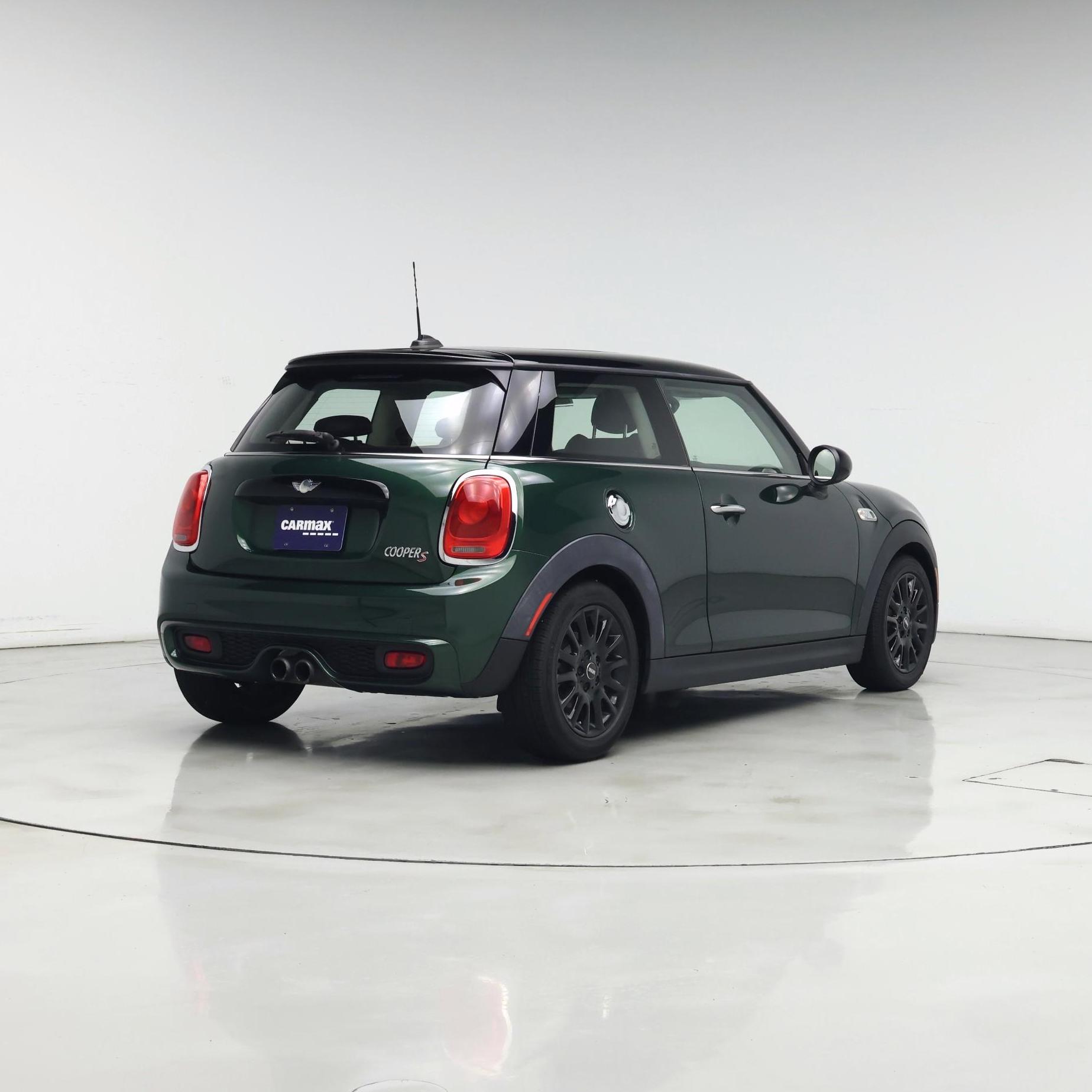 Thumbnail: 2016 MINI Cooper Hardtop - 8