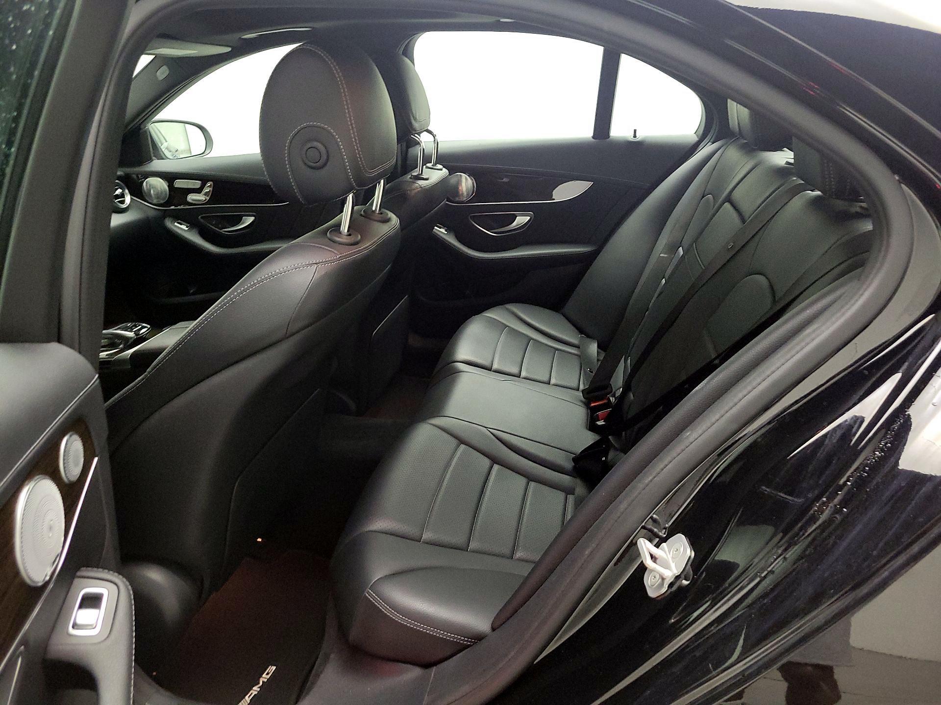 Thumbnail: 2015 Mercedes-Benz C-Class - 17