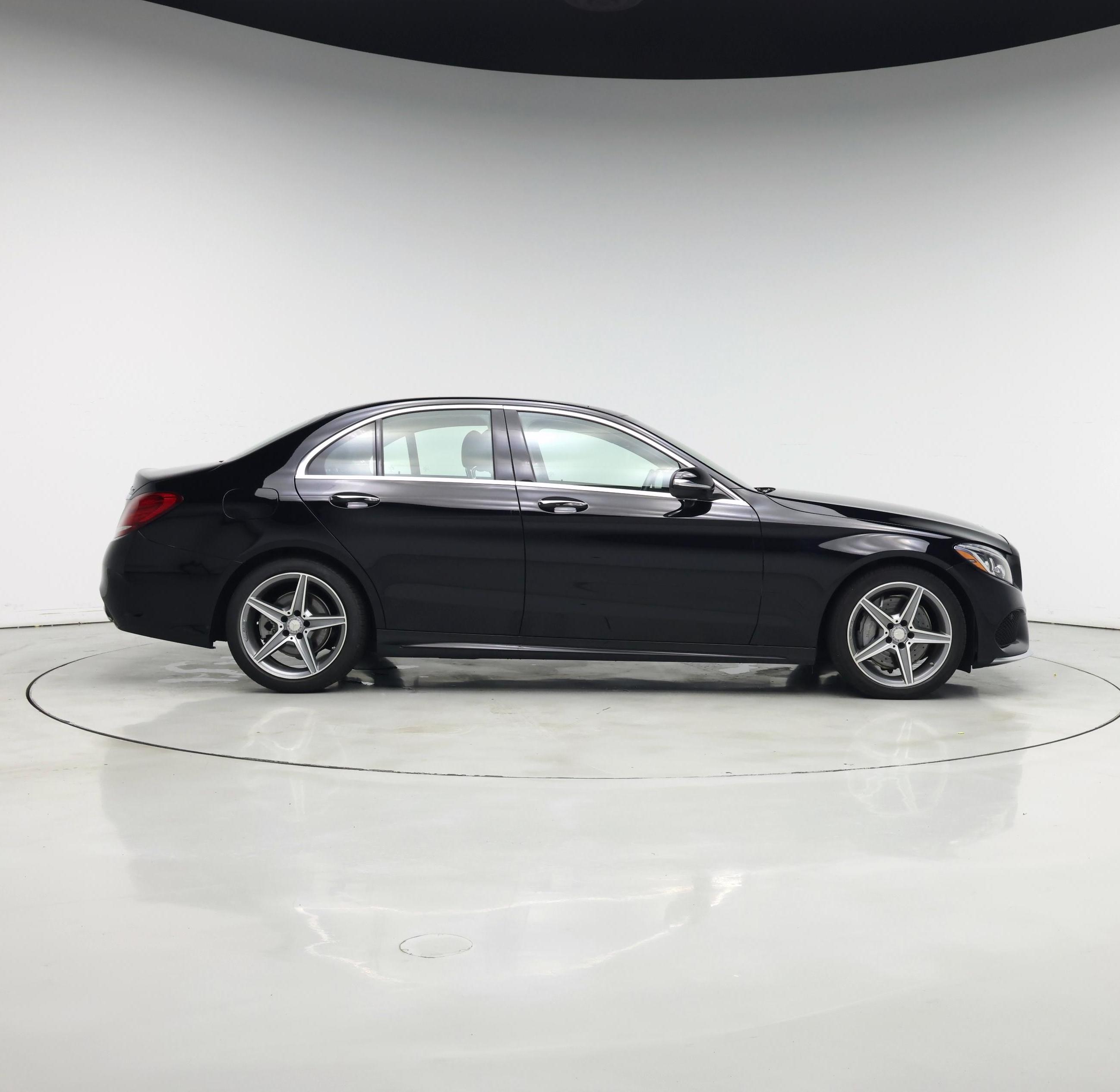 Thumbnail: 2015 Mercedes-Benz C-Class - 7