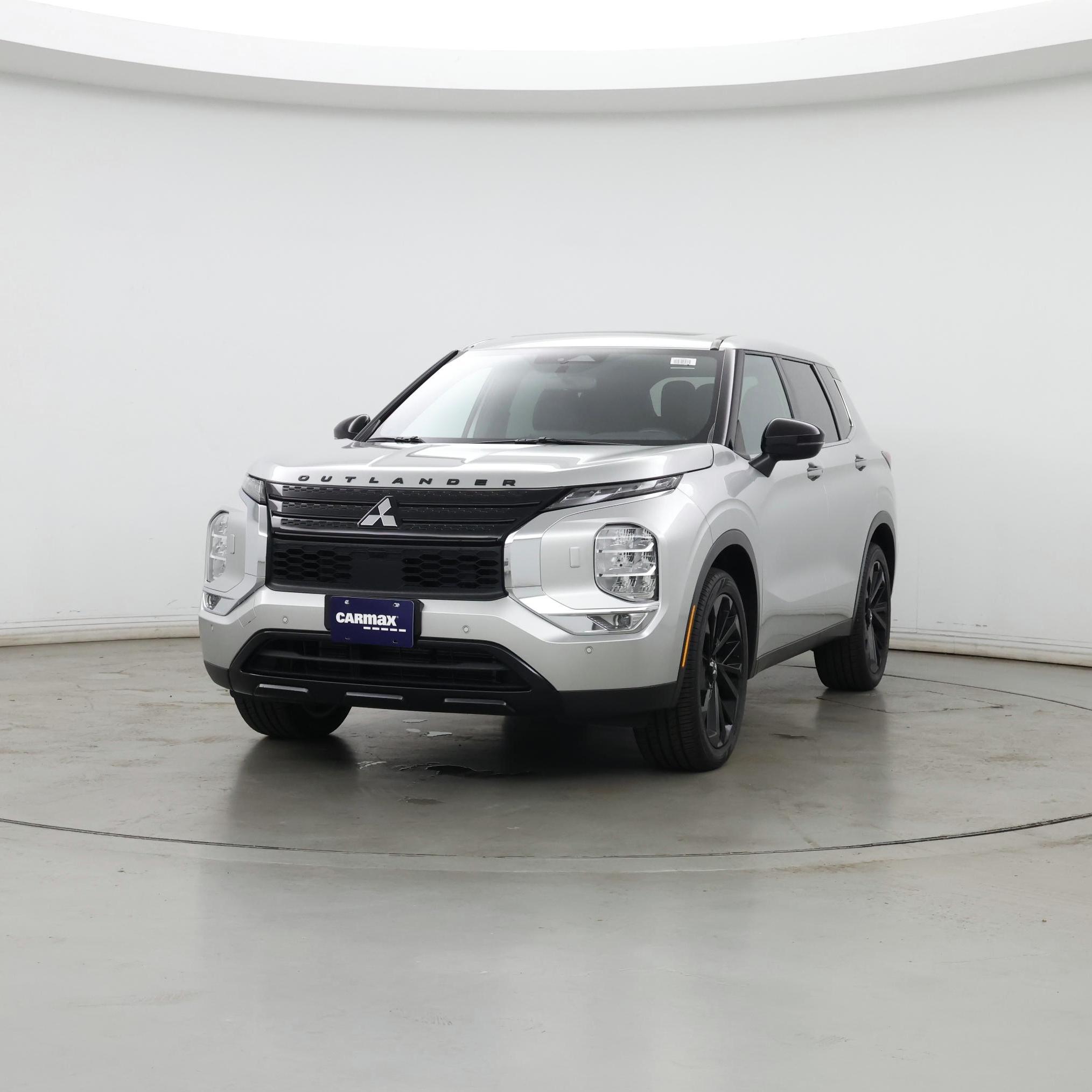 Thumbnail: 2022 Mitsubishi Outlander - 4