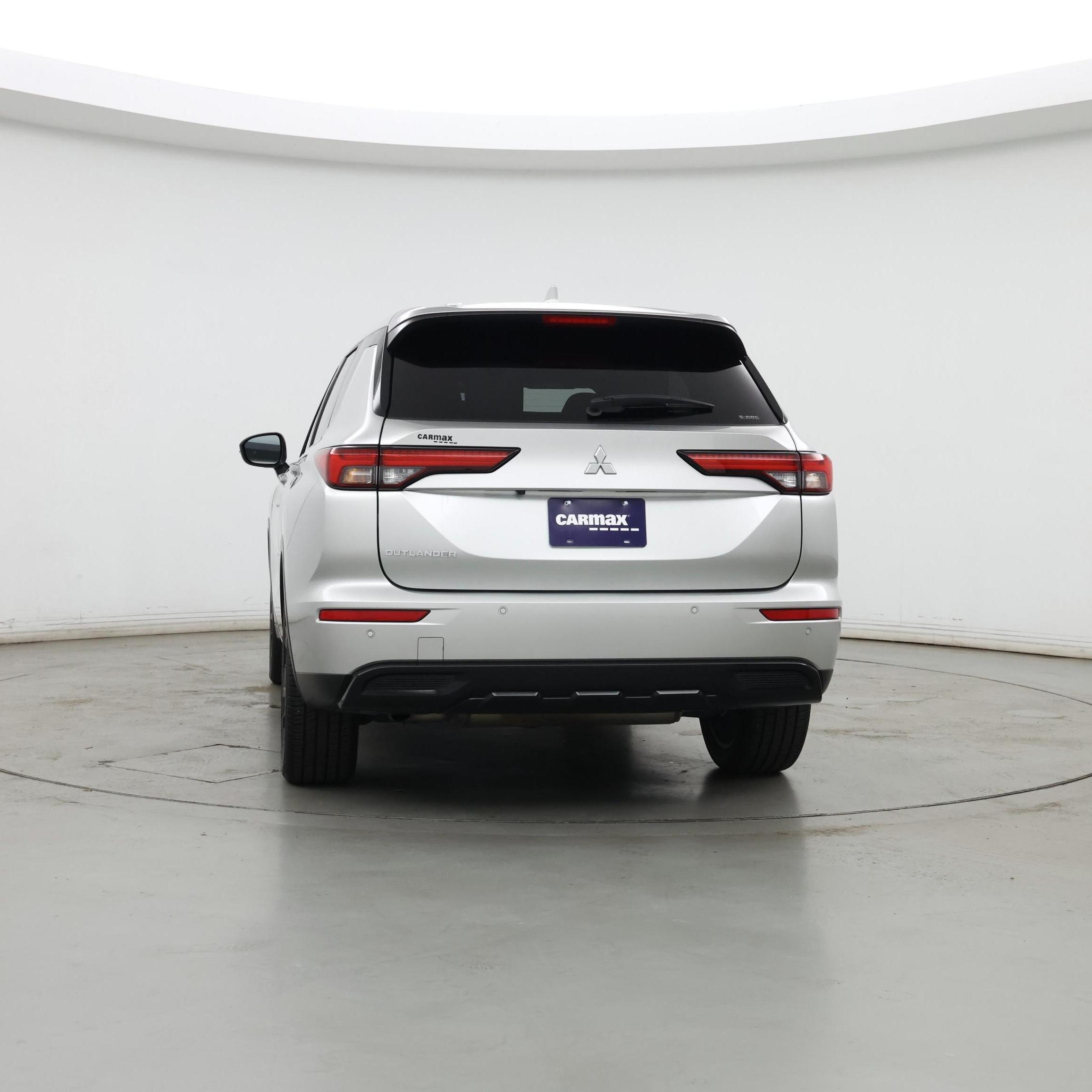 Thumbnail: 2022 Mitsubishi Outlander - 6