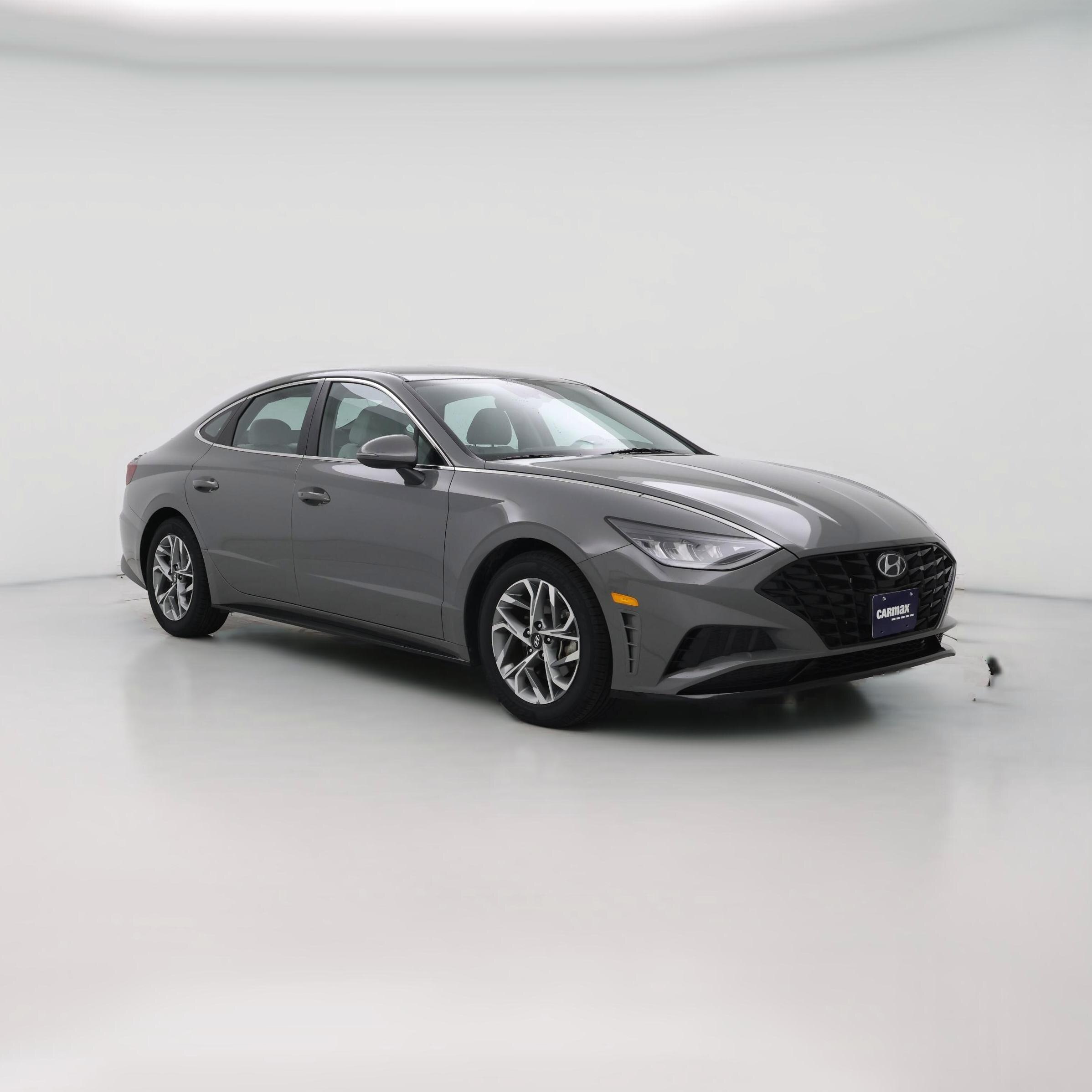 Thumbnail: 2023 Hyundai Sonata - 1