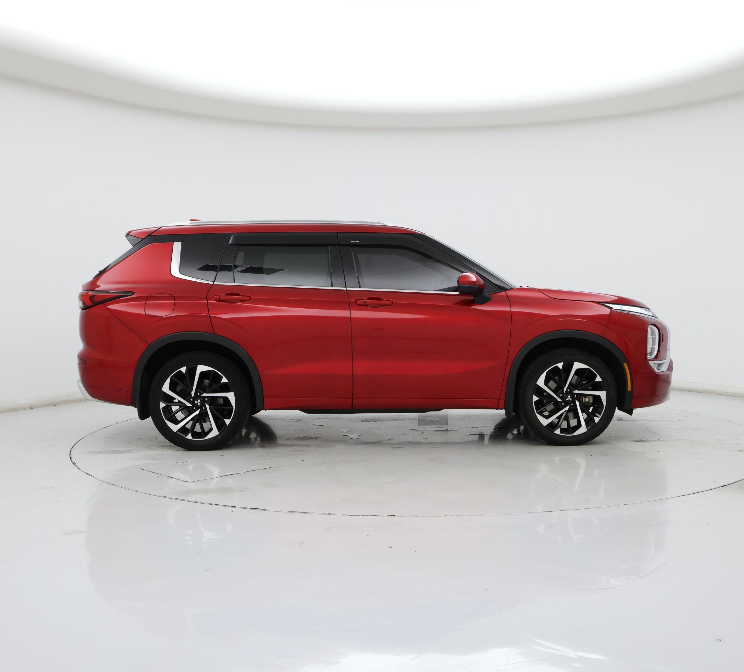 Thumbnail: 2022 Mitsubishi Outlander - 7