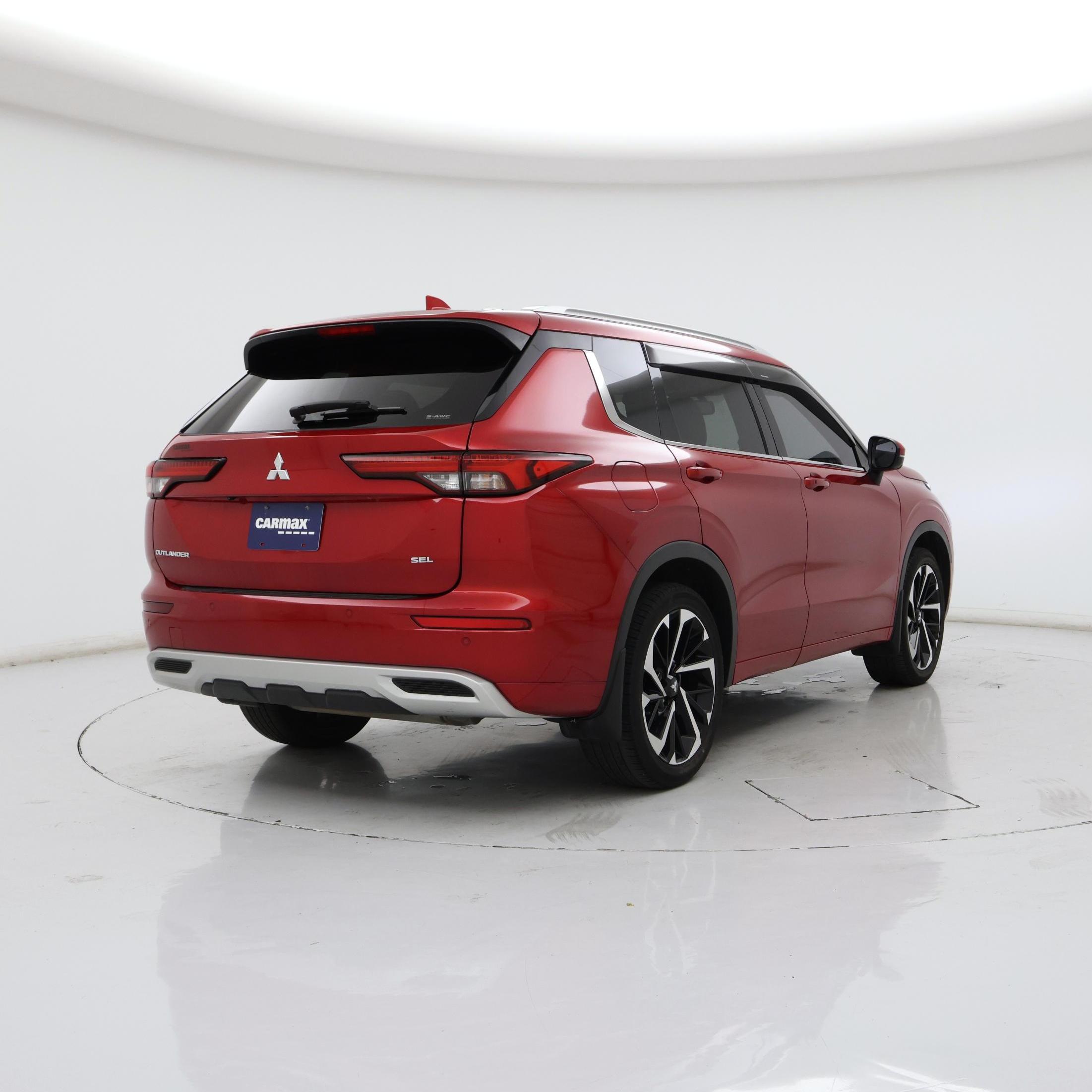 Thumbnail: 2022 Mitsubishi Outlander - 8