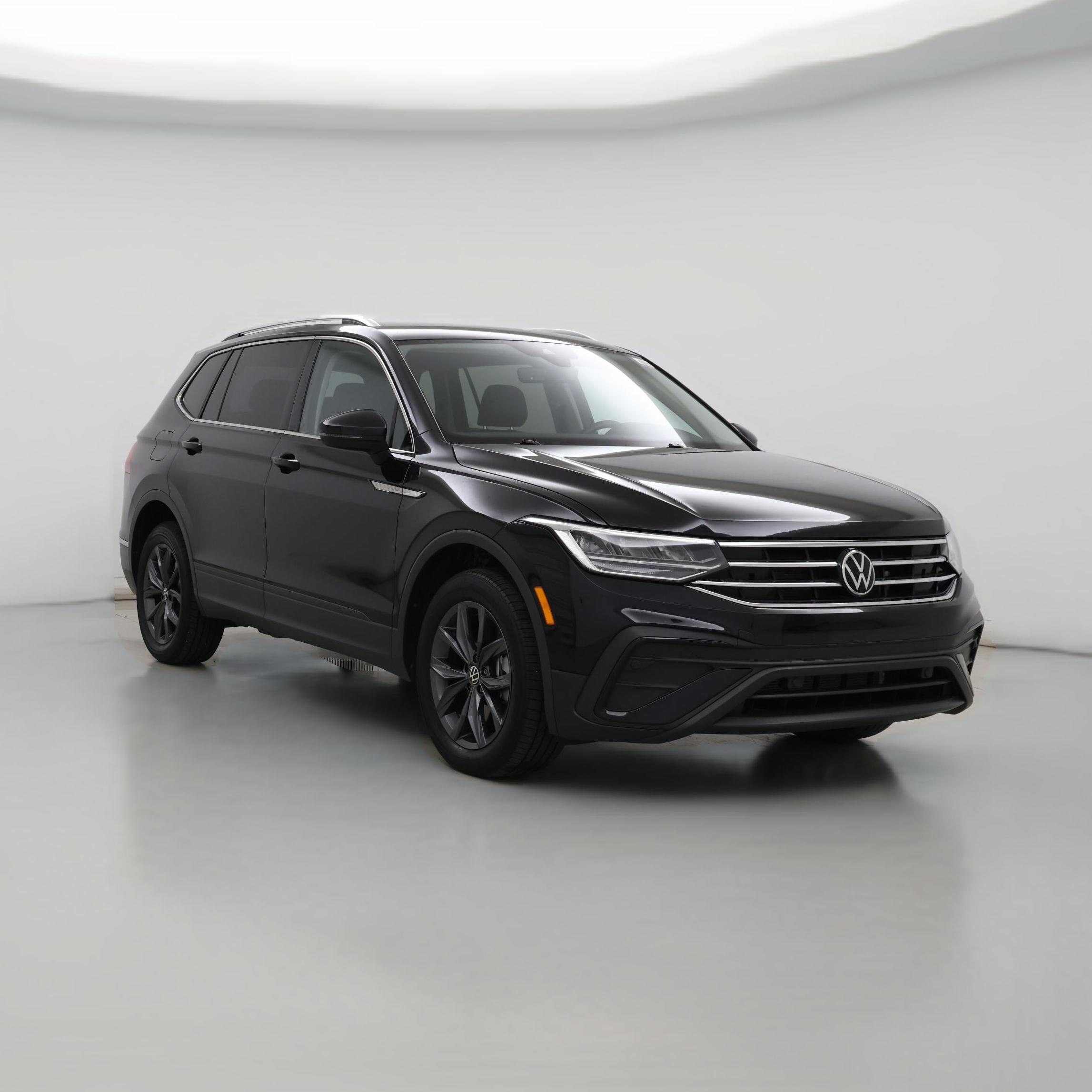 Thumbnail: 2022 Volkswagen Tiguan - 1
