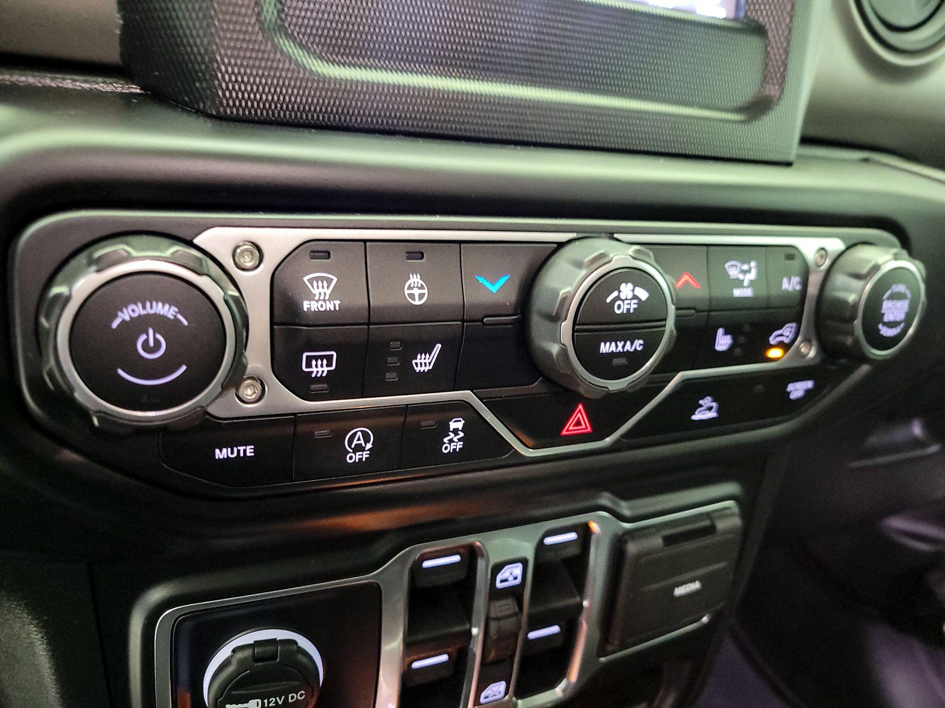 Thumbnail: 2022 Jeep Gladiator - 15