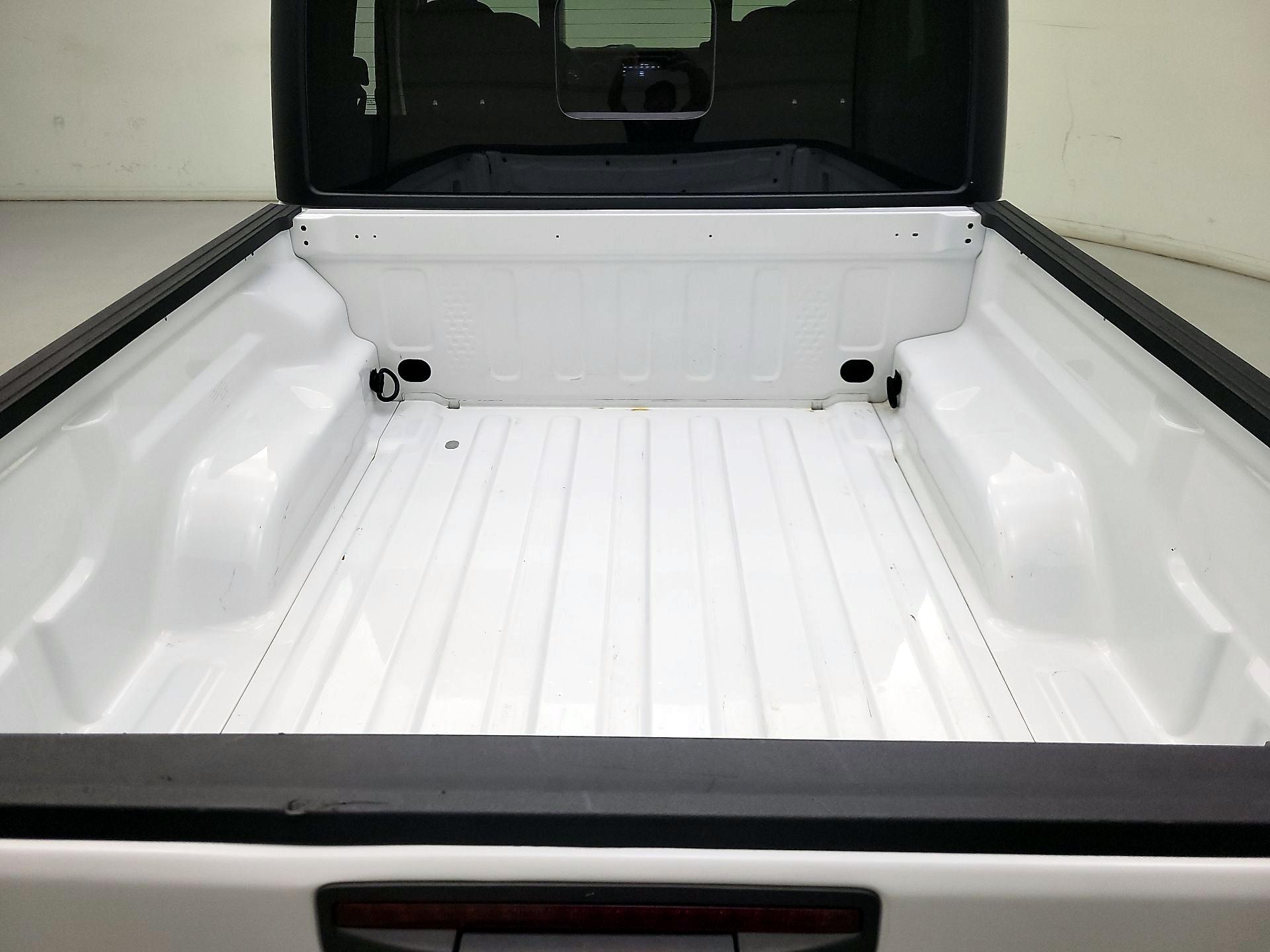 Thumbnail: 2022 Jeep Gladiator - 18
