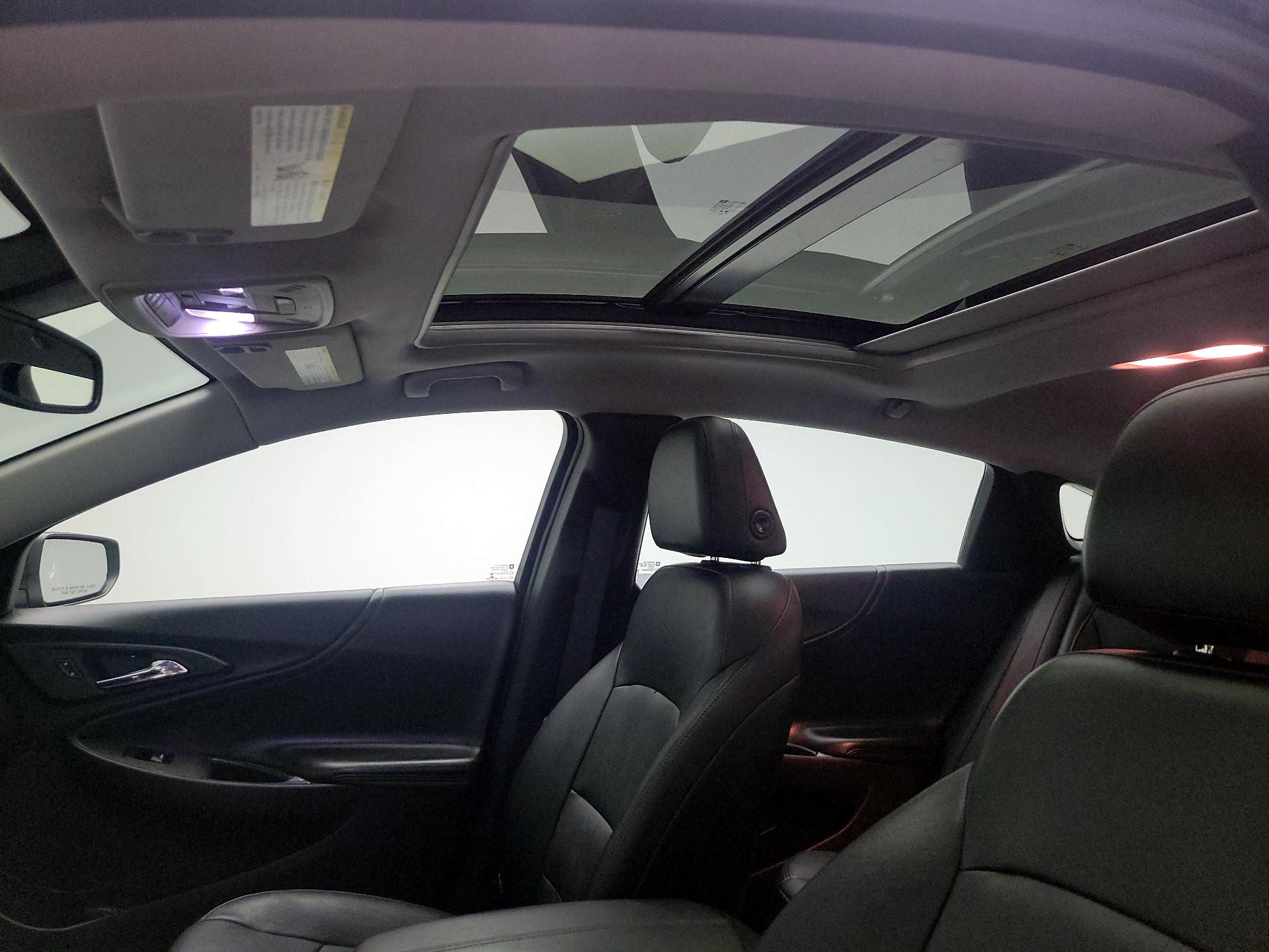 Thumbnail: 2016 Chevrolet Malibu - 19