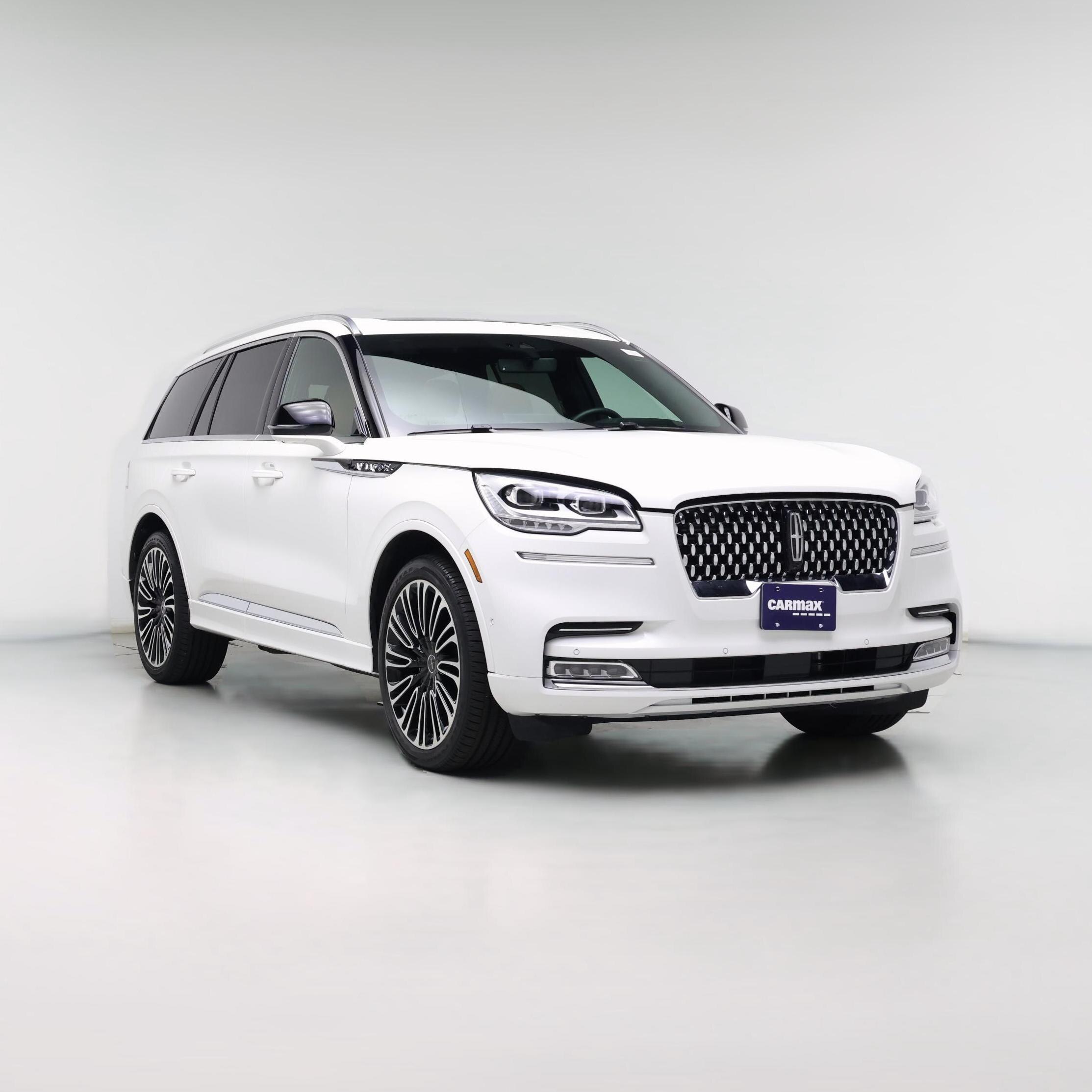 Thumbnail: 2024 Lincoln Aviator - 1