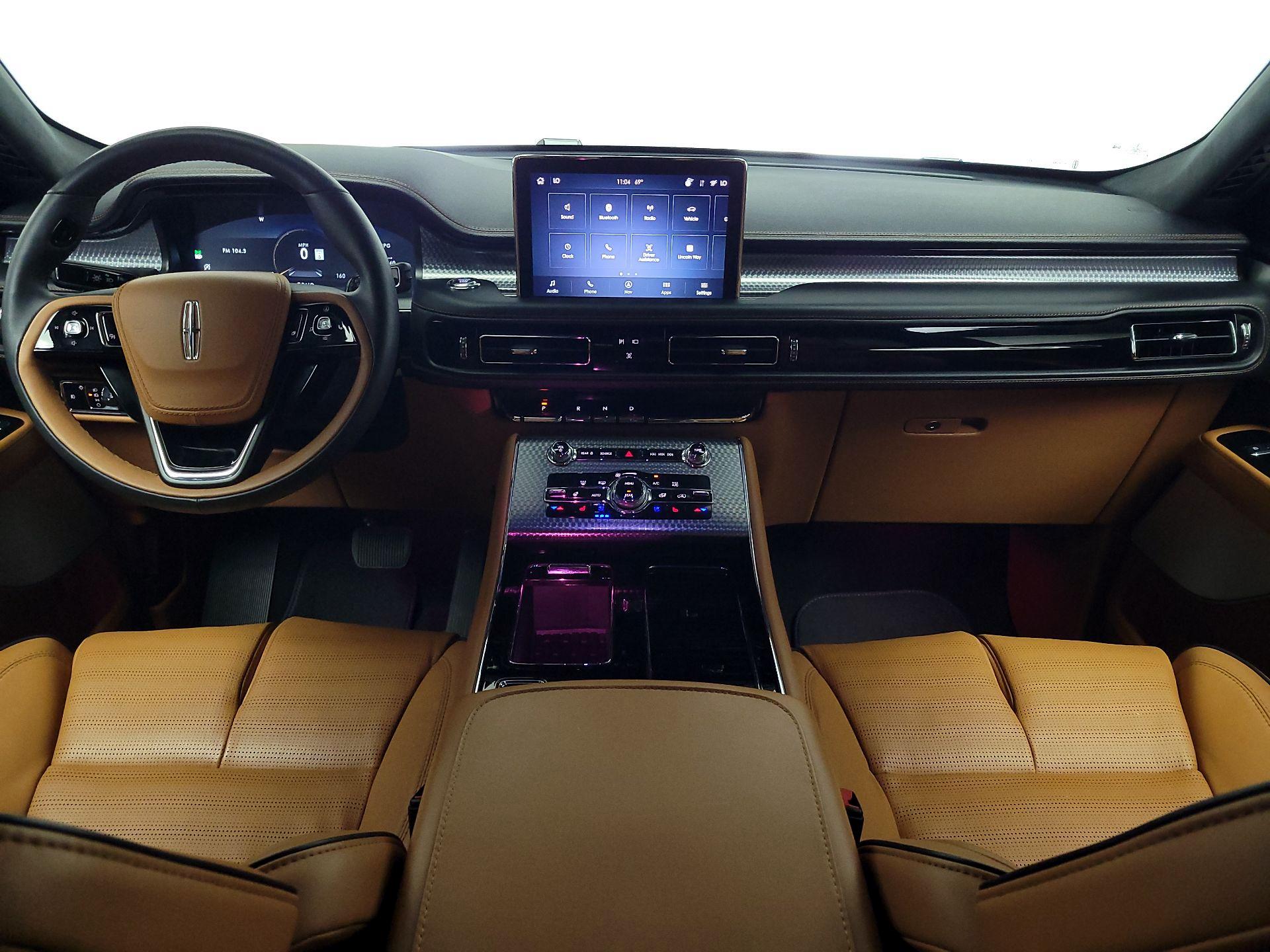 Thumbnail: 2024 Lincoln Aviator - 9