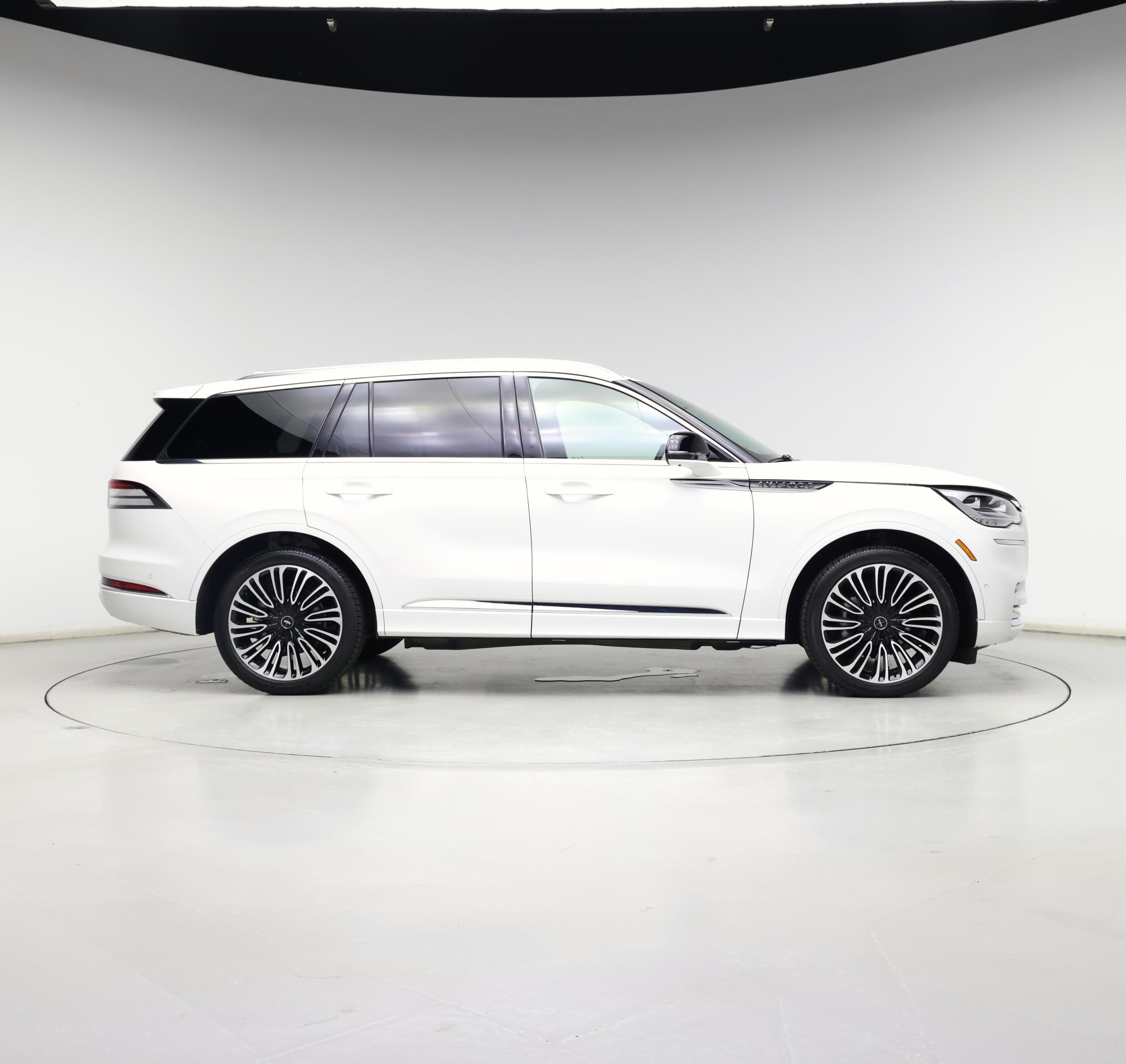 Thumbnail: 2024 Lincoln Aviator - 7