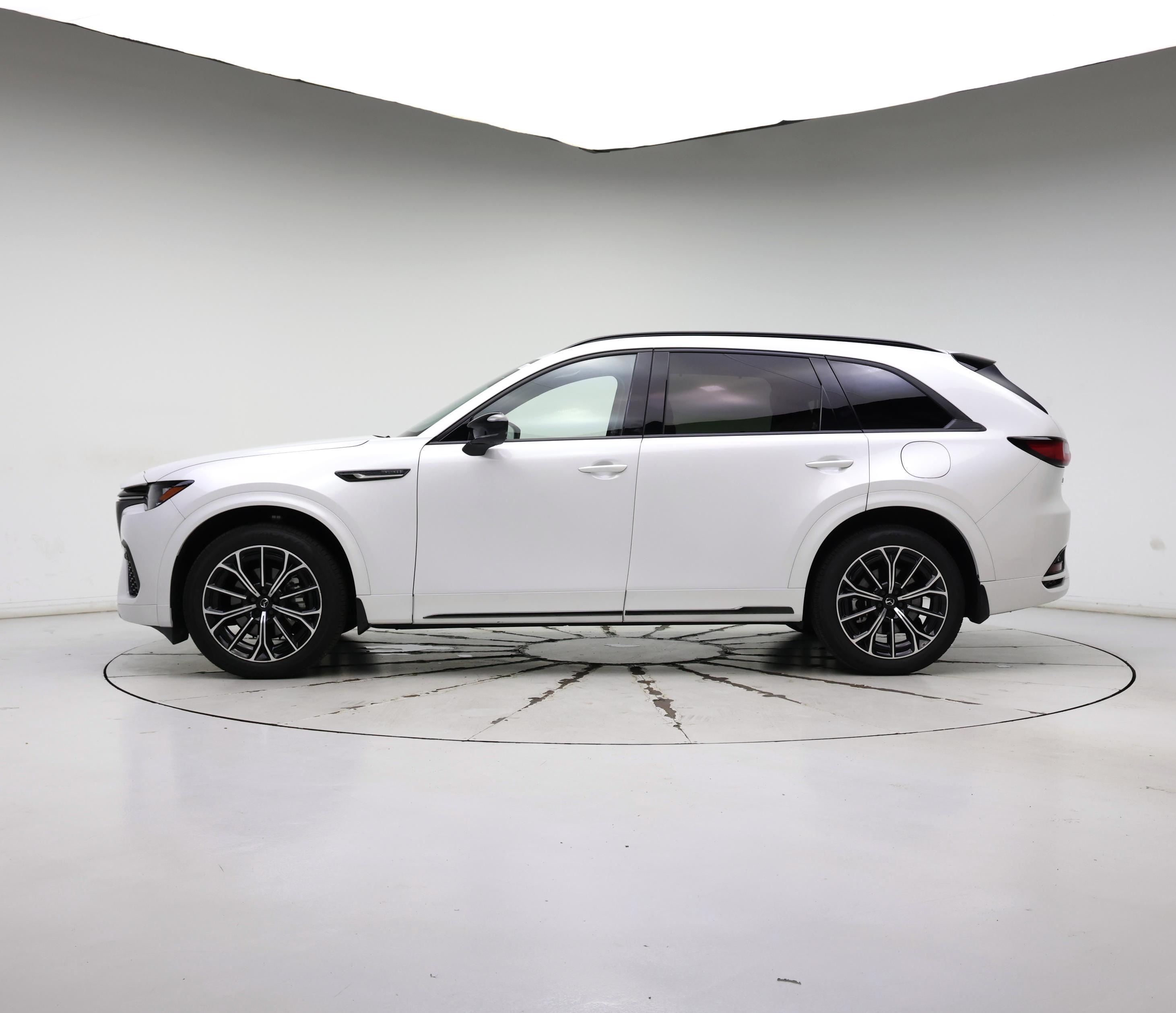 Thumbnail: 2025 Mazda CX-70 - 3