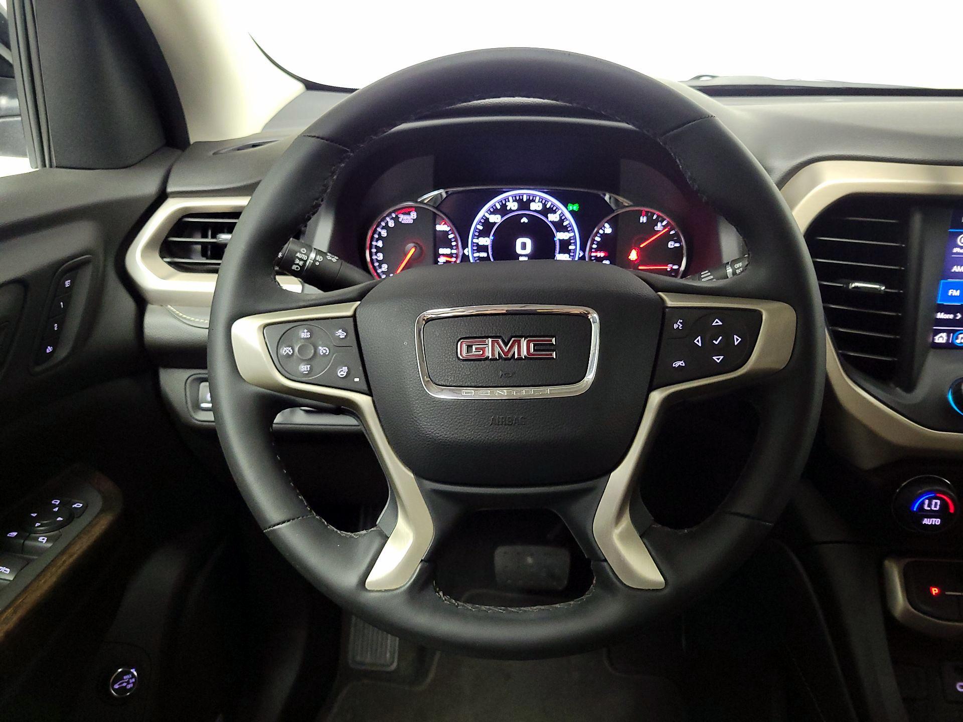 Thumbnail: 2023 GMC Acadia - 10