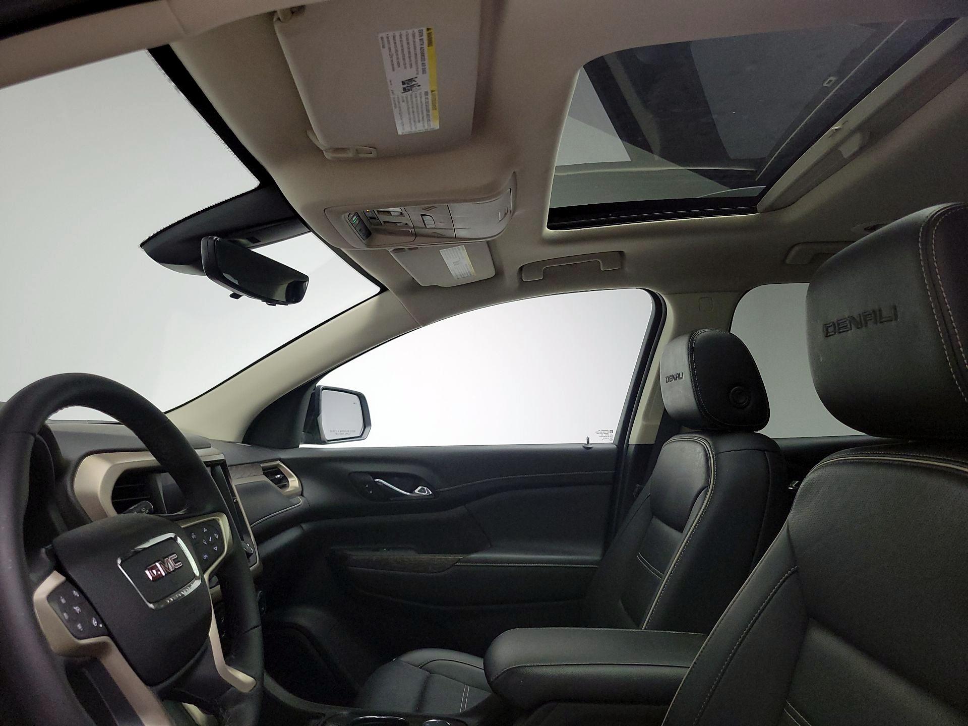 Thumbnail: 2023 GMC Acadia - 19