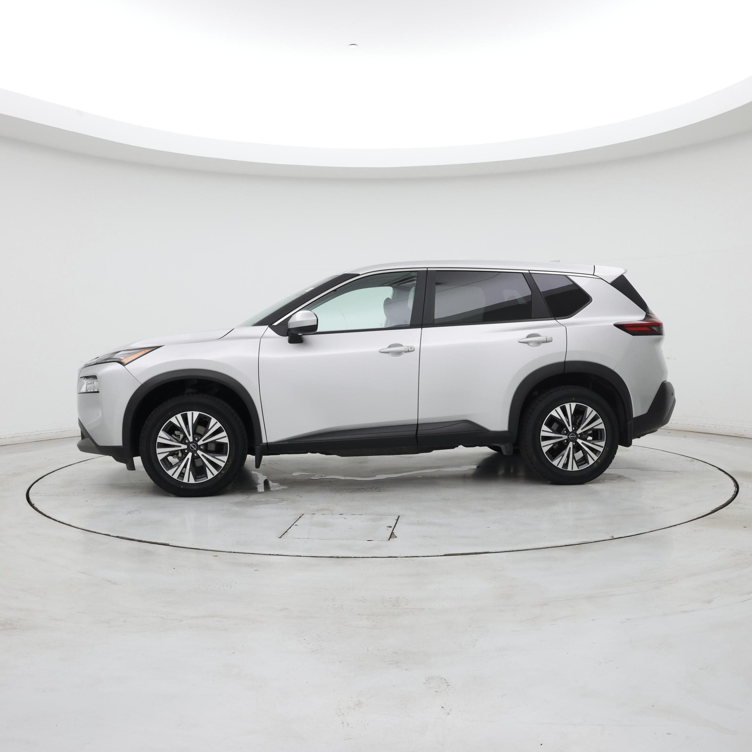 Thumbnail: 2023 Nissan Rogue - 3