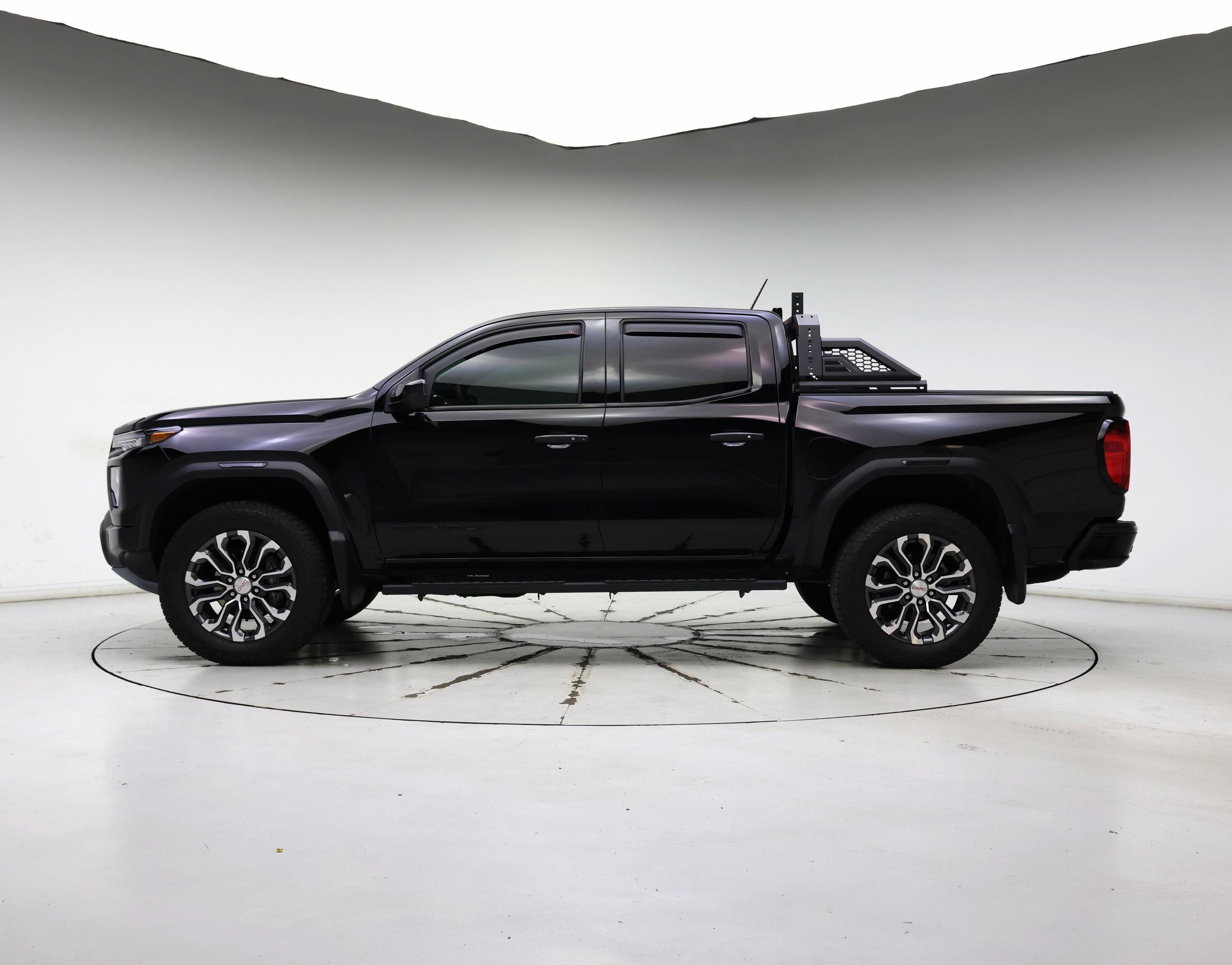 Thumbnail: 2024 GMC Canyon - 3