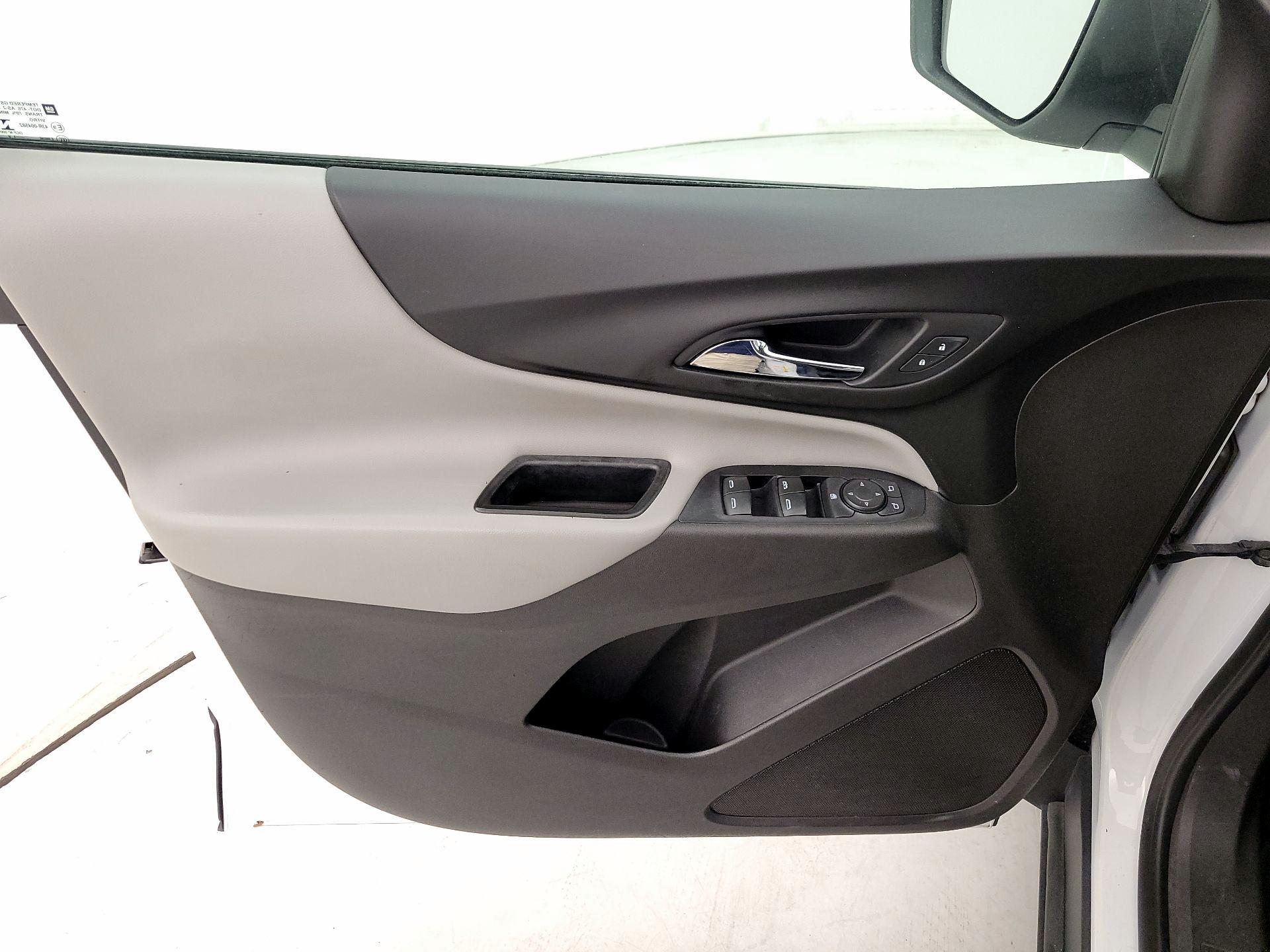 Thumbnail: 2019 Chevrolet Equinox - 12
