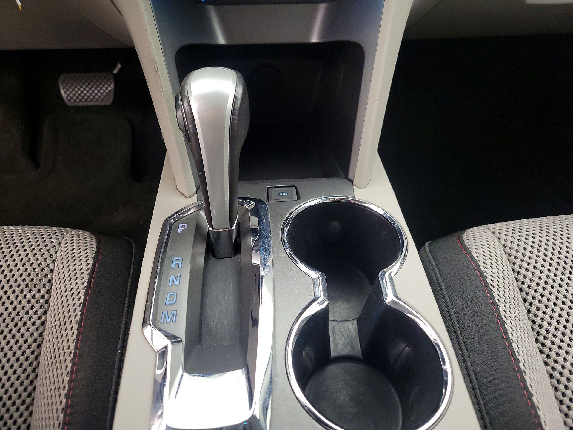 Thumbnail: 2014 Chevrolet Equinox - 16