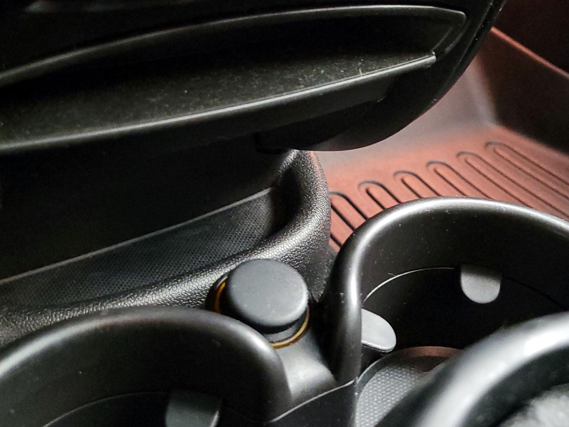 Thumbnail: 2015 MINI Cooper Countryman - 16