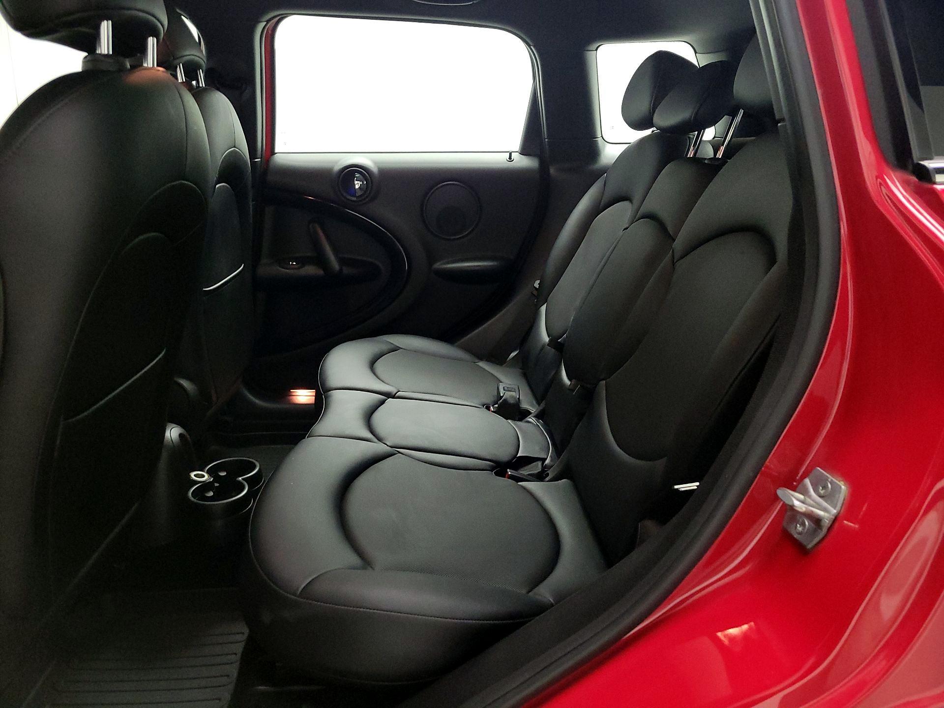 Thumbnail: 2015 MINI Cooper Countryman - 18