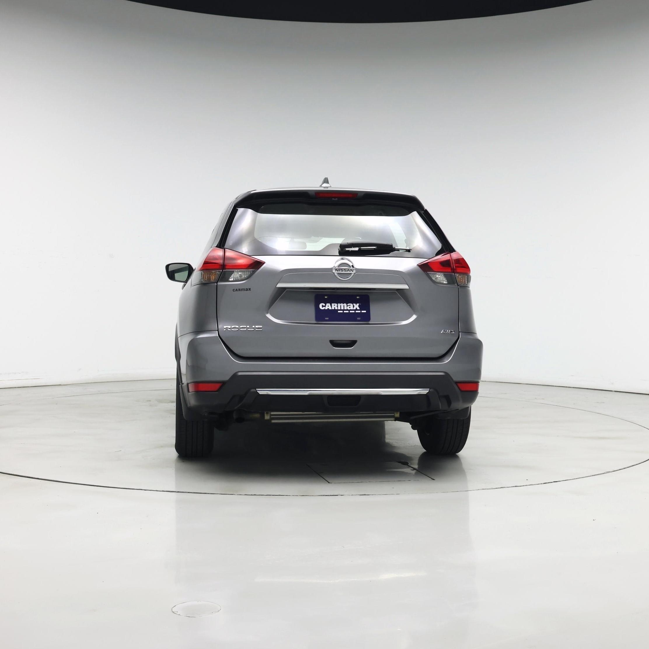 Thumbnail: 2017 Nissan Rogue - 6