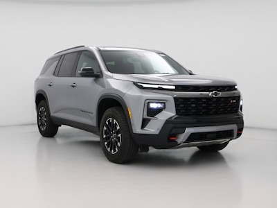Gray 2024 Chevrolet Traverse Z71