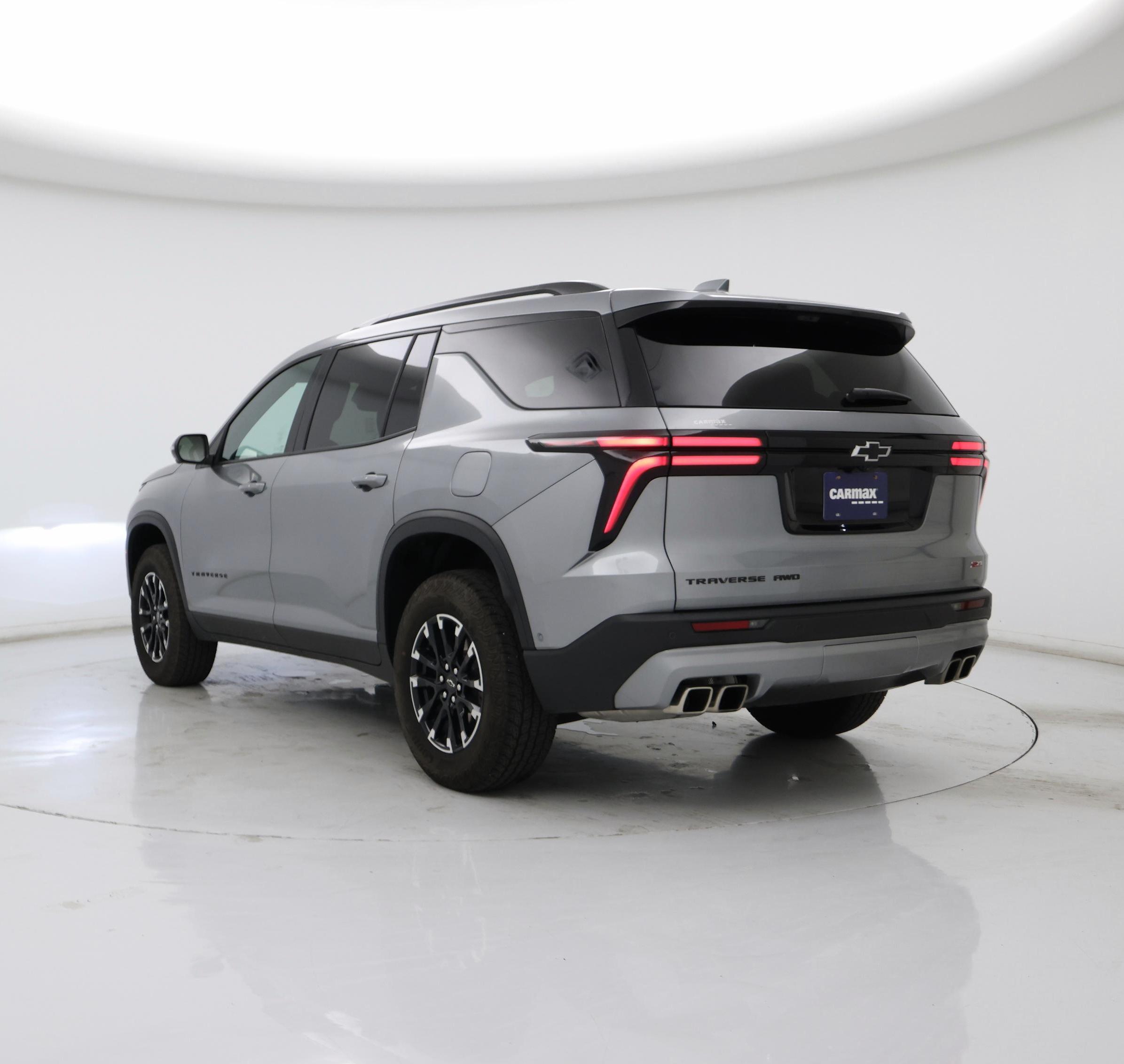 Thumbnail: 2024 Chevrolet Traverse - 2