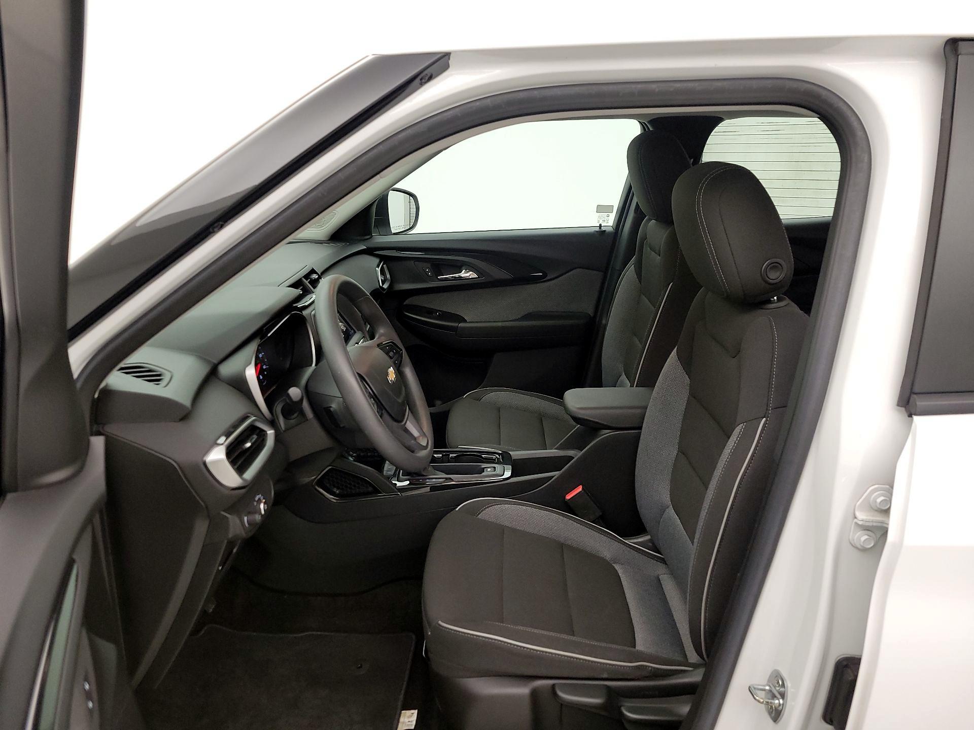 Thumbnail: 2022 Chevrolet TrailBlazer - 11