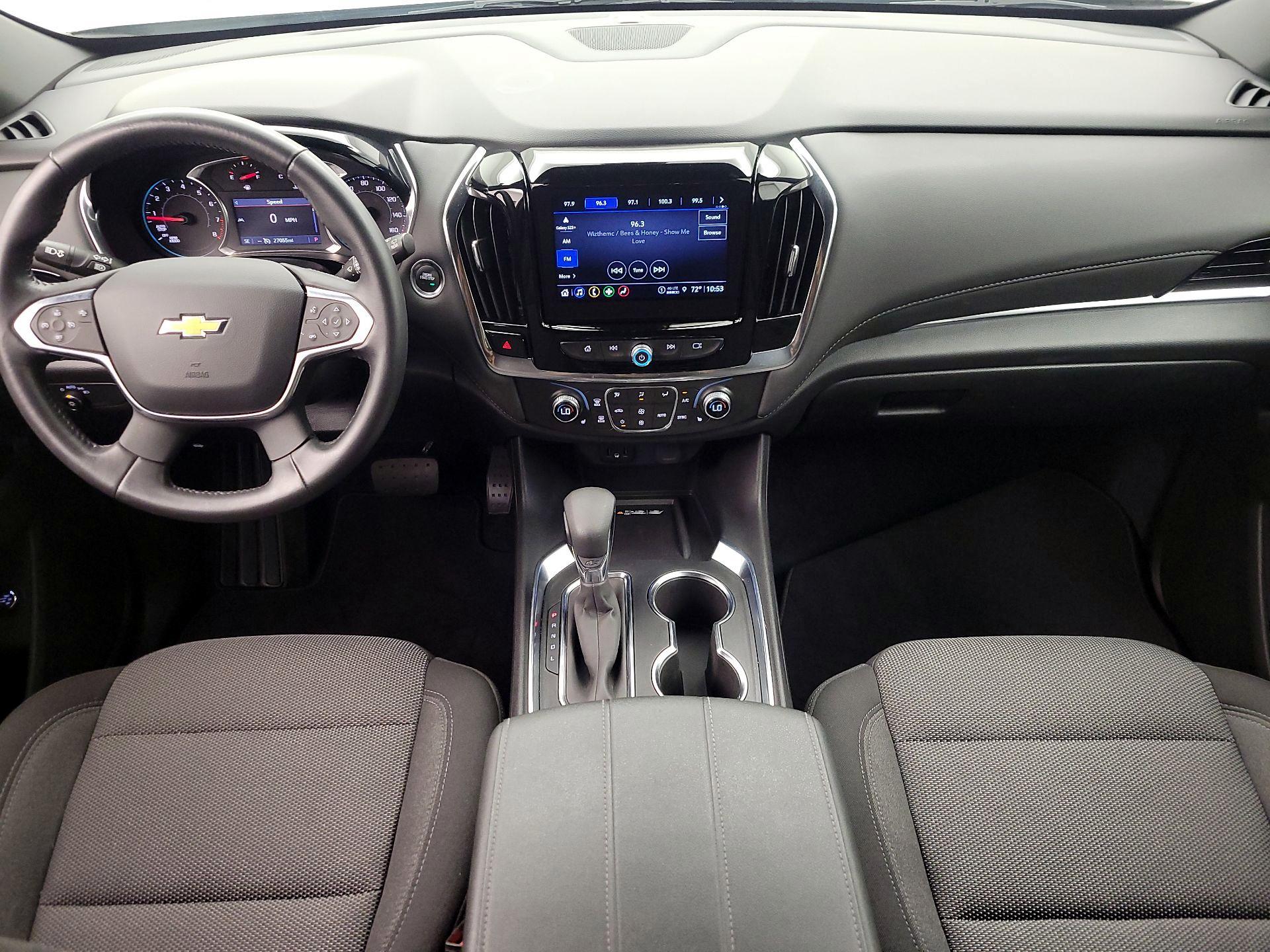 Thumbnail: 2022 Chevrolet Traverse - 9