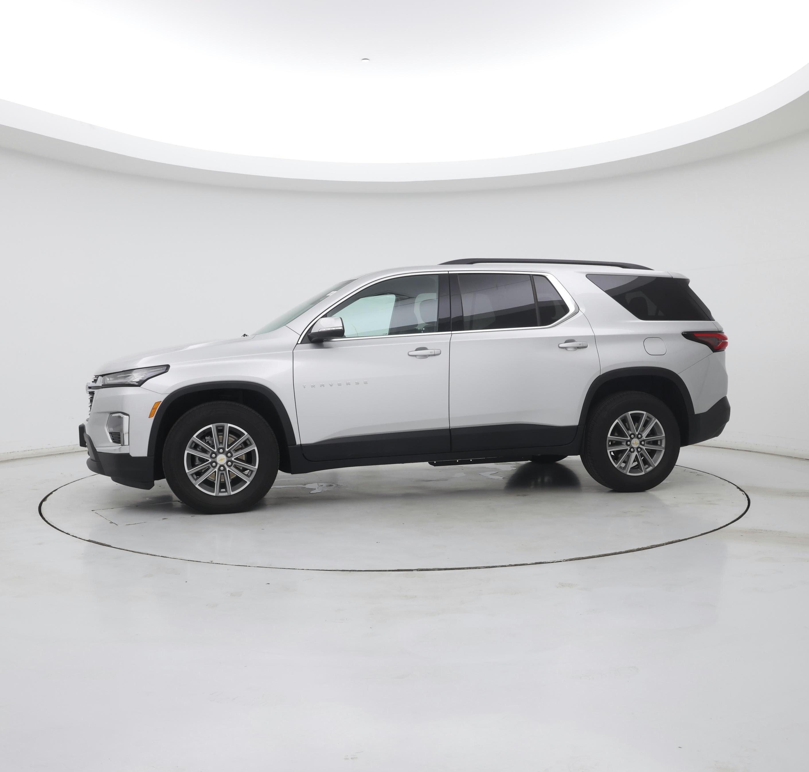 Thumbnail: 2022 Chevrolet Traverse - 3