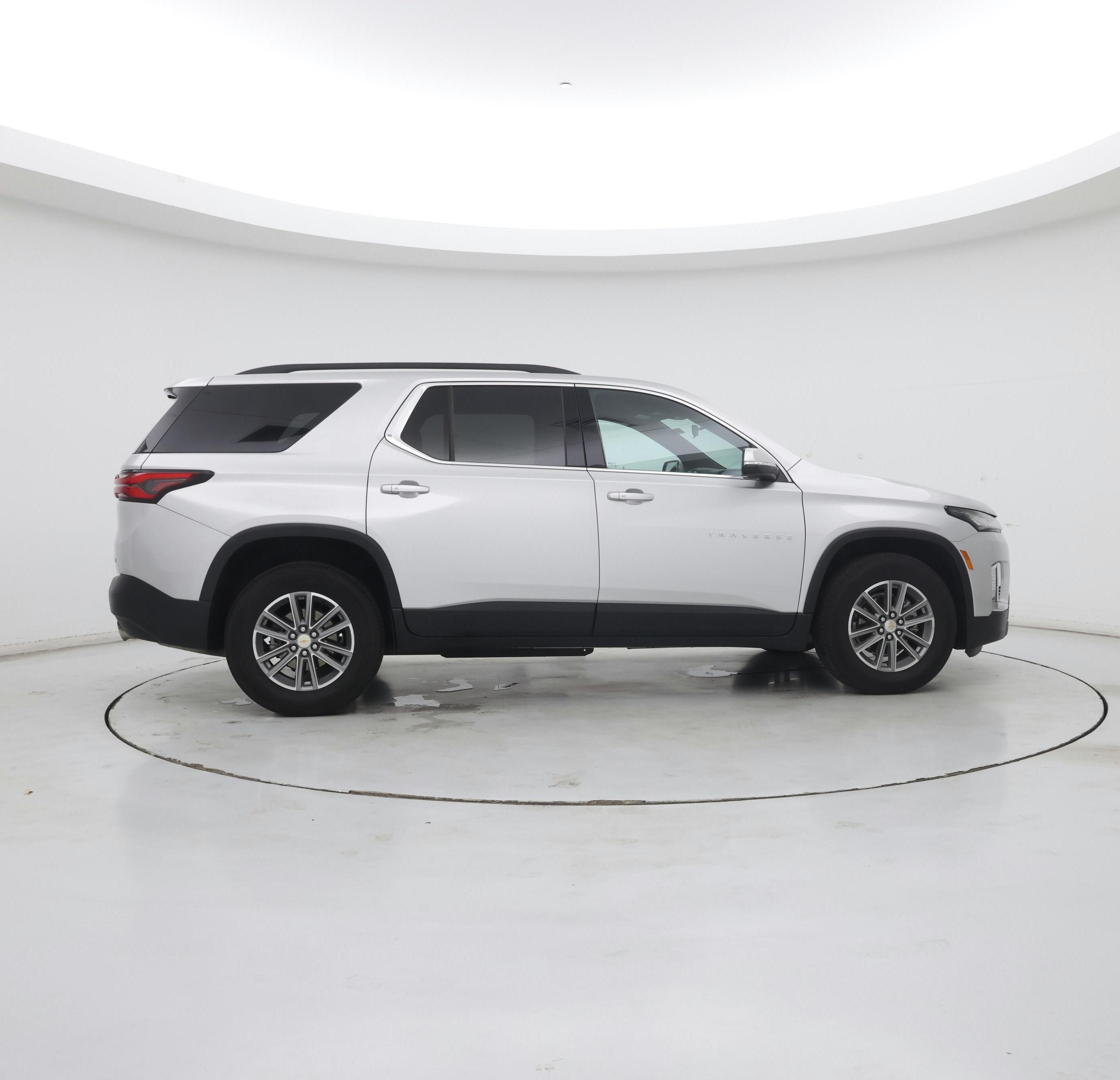 Thumbnail: 2022 Chevrolet Traverse - 7