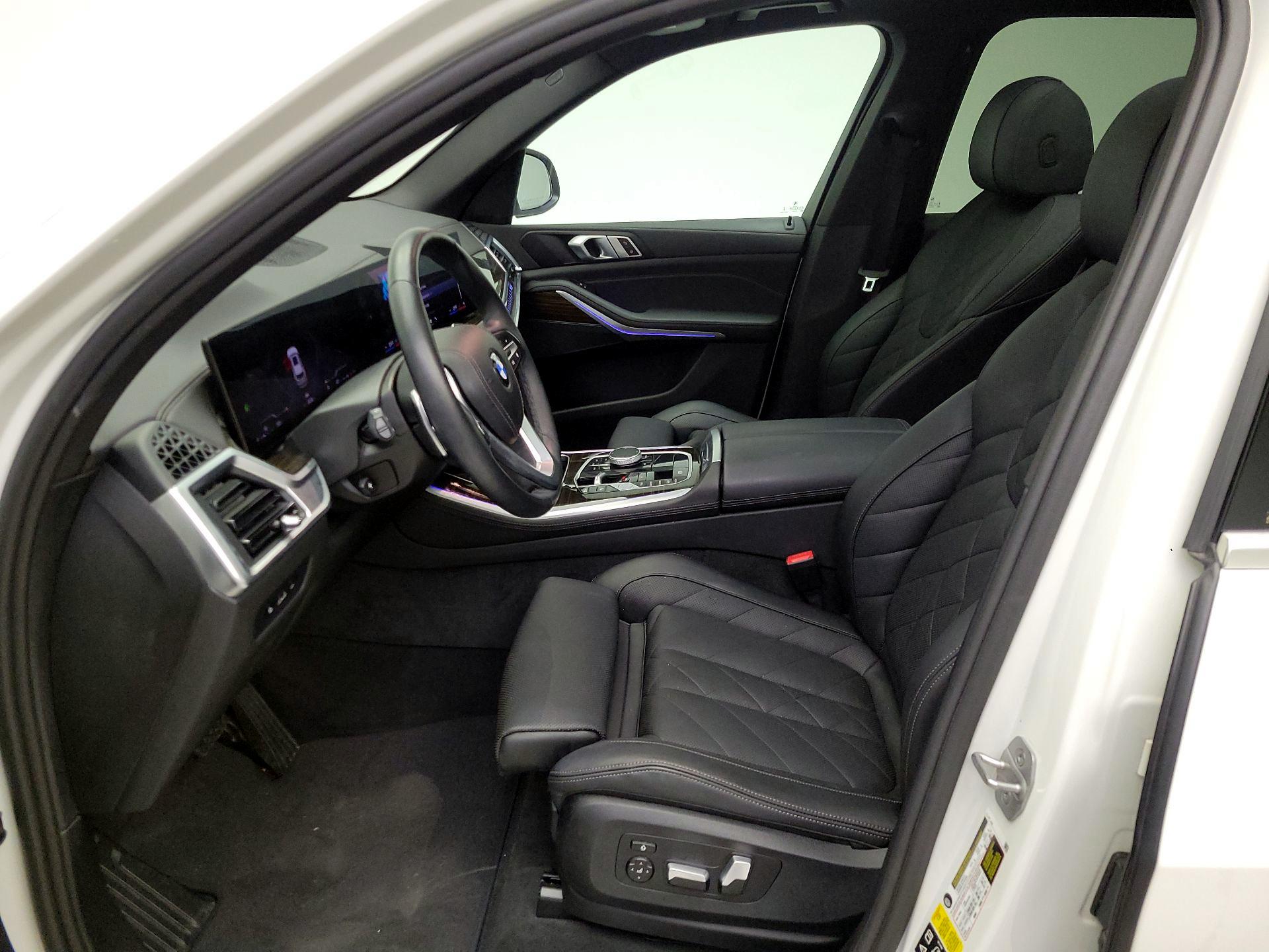 Thumbnail: 2024 BMW X5 - 11