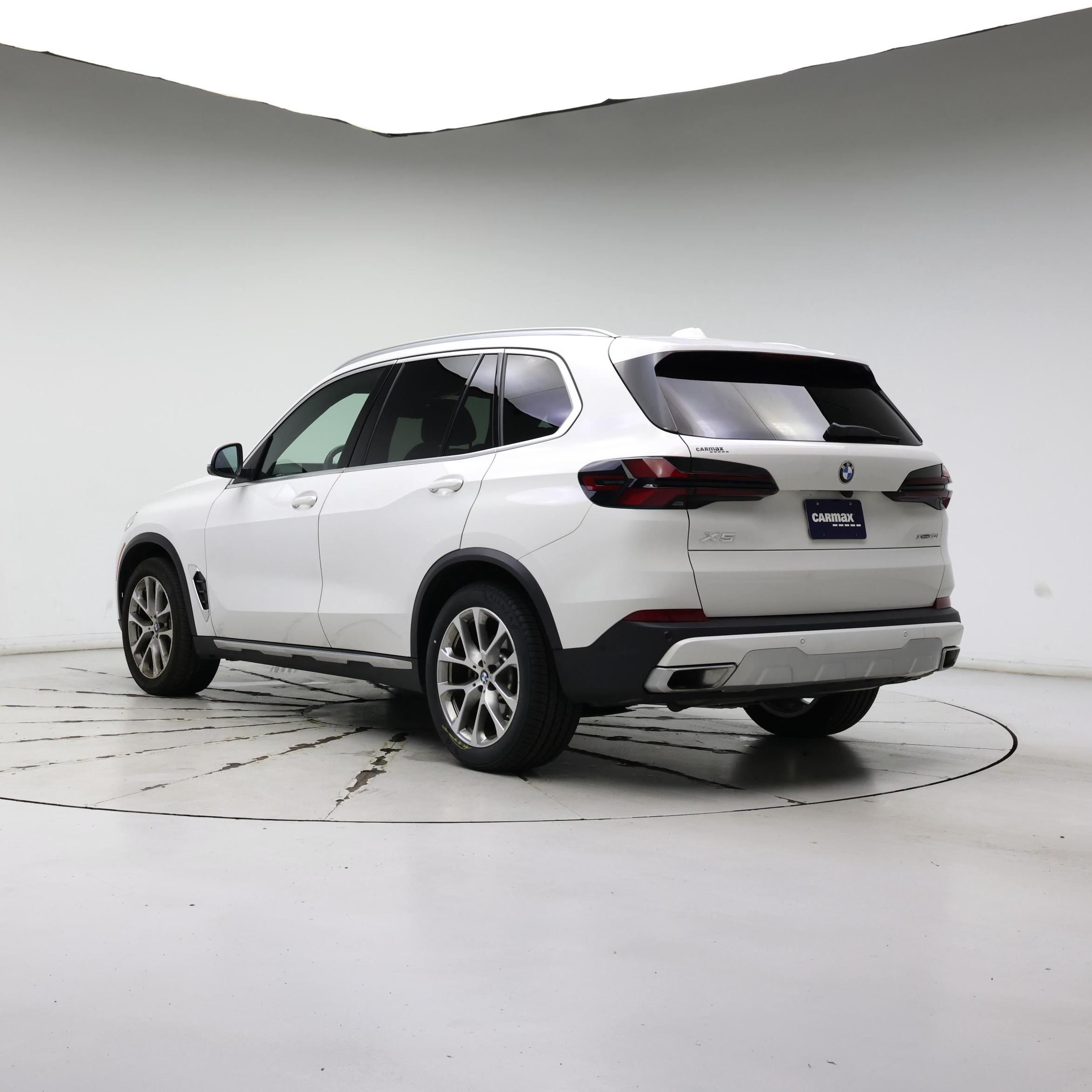 Thumbnail: 2024 BMW X5 - 2
