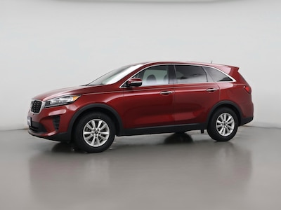 Red 2019 Kia Sorento LX