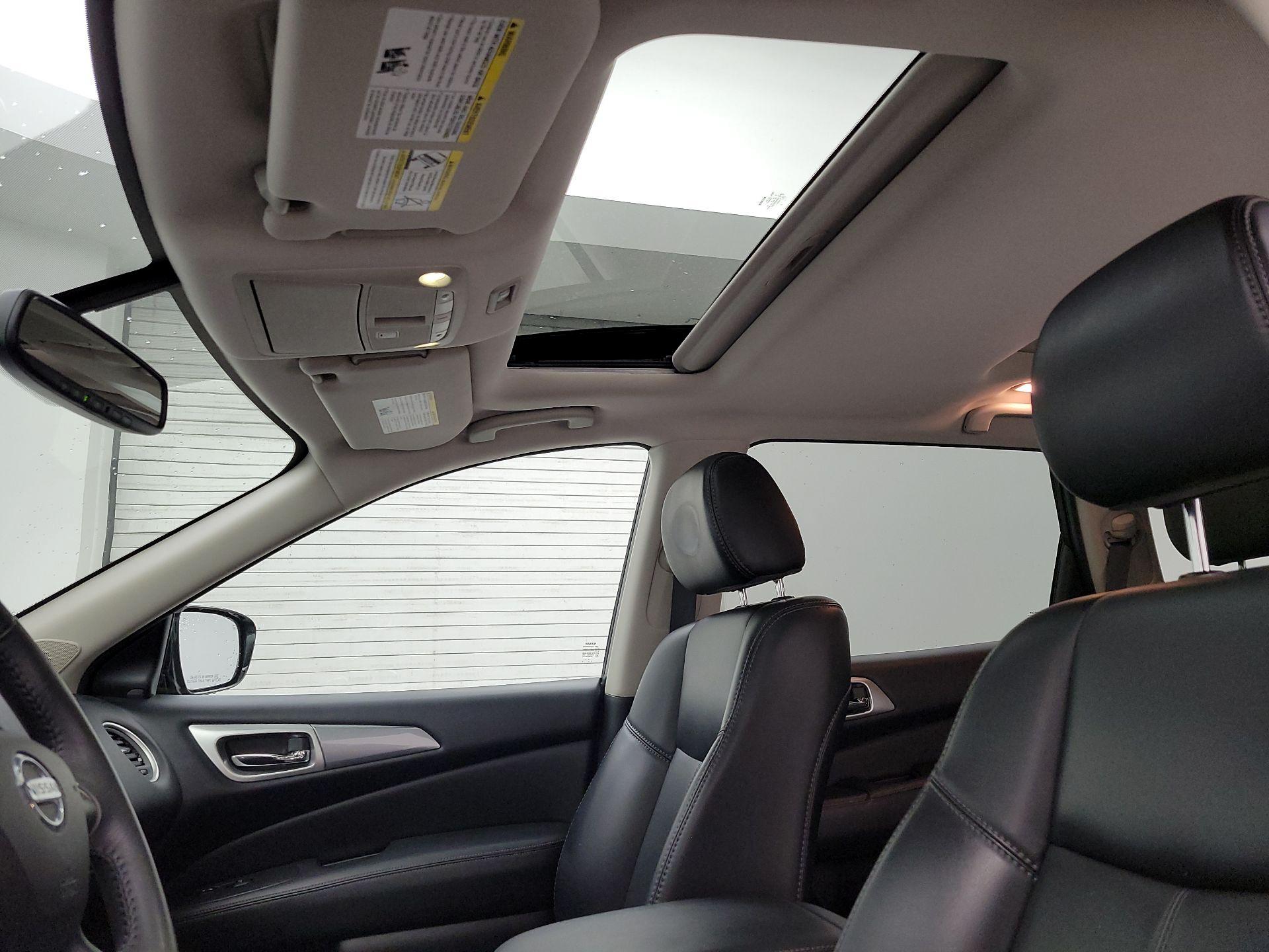 Thumbnail: 2017 Nissan Pathfinder - 20