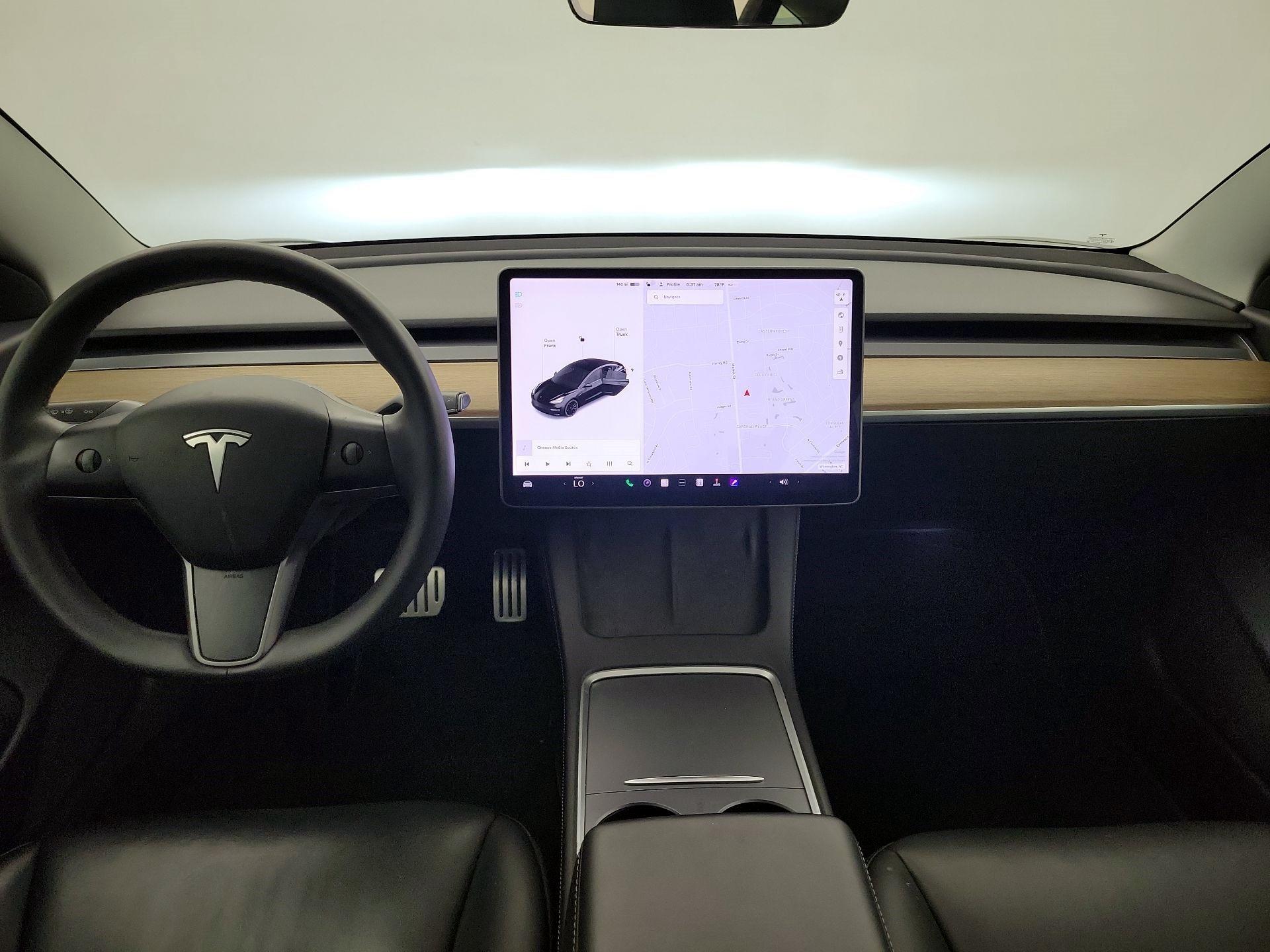 Thumbnail: 2021 Tesla Model 3 - 8