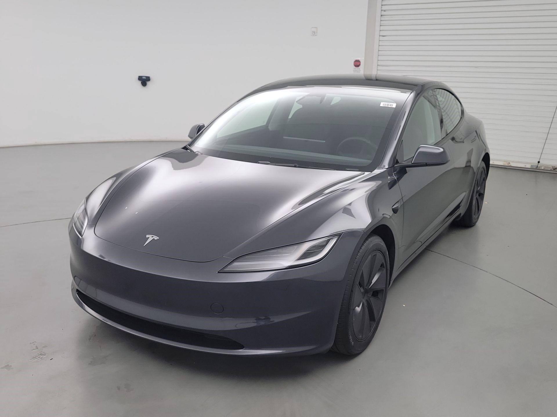 Thumbnail: 2025 Tesla Model 3 - 3