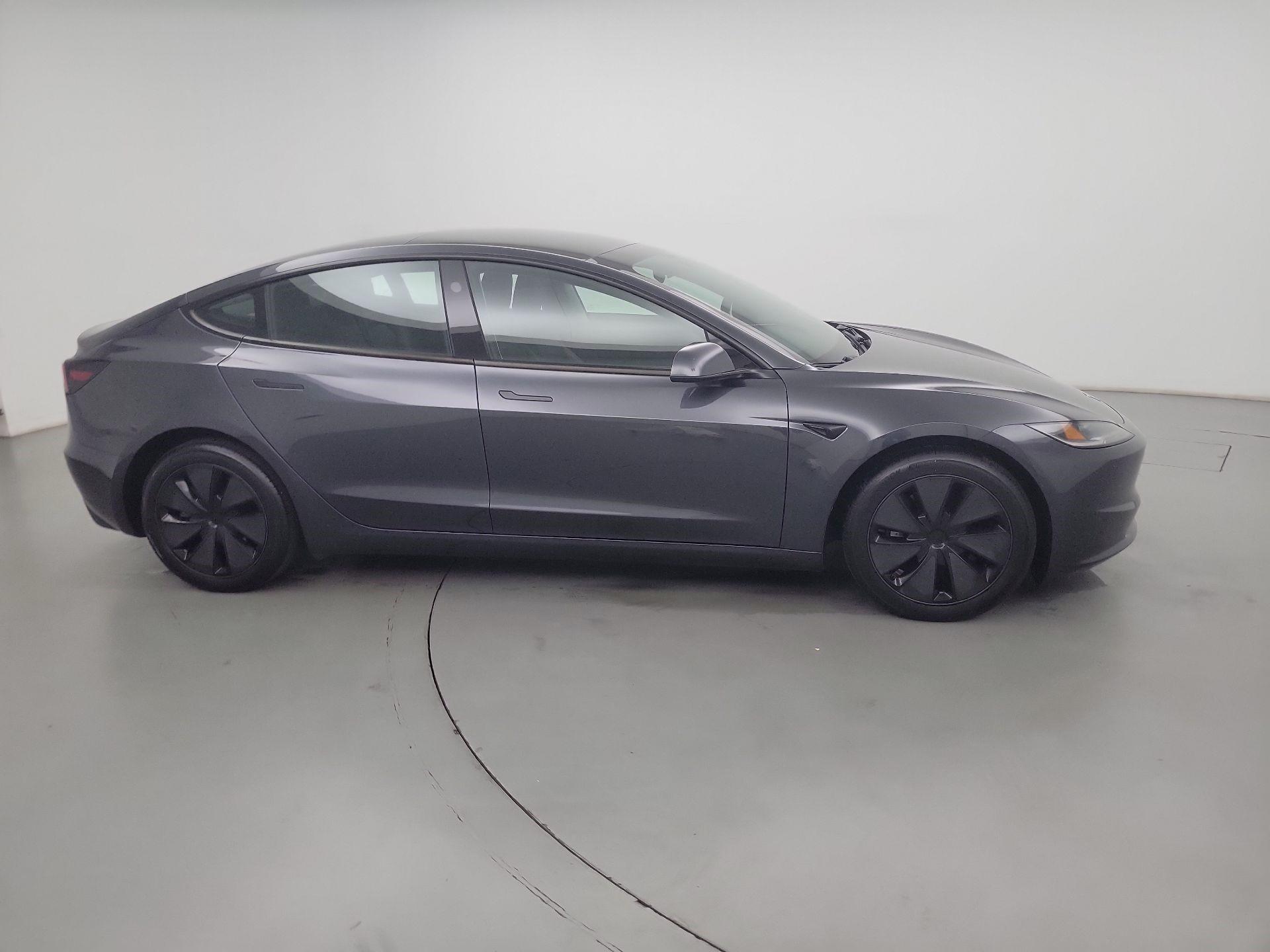 Thumbnail: 2025 Tesla Model 3 - 4