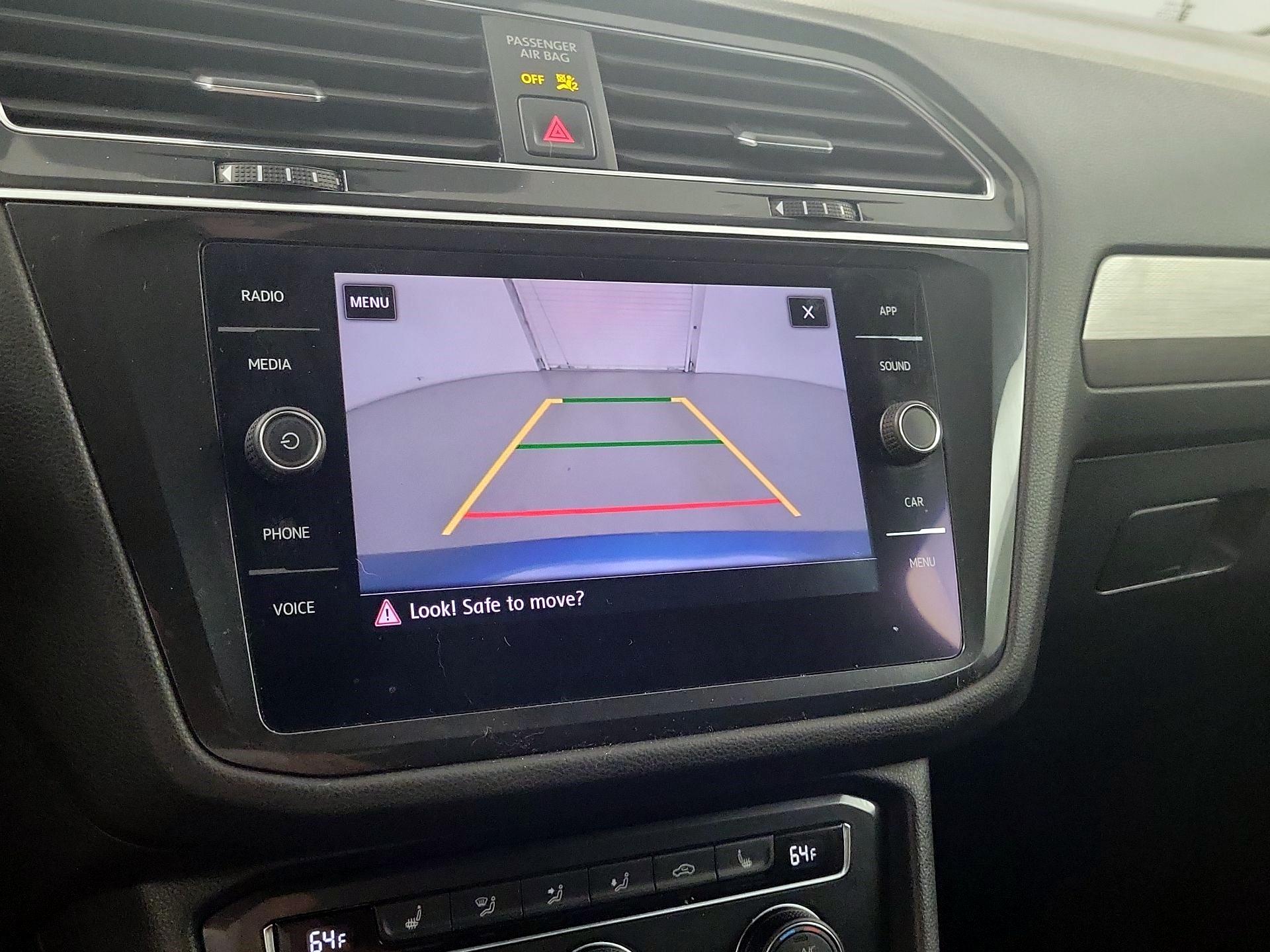 Thumbnail: 2019 Volkswagen Tiguan - 12